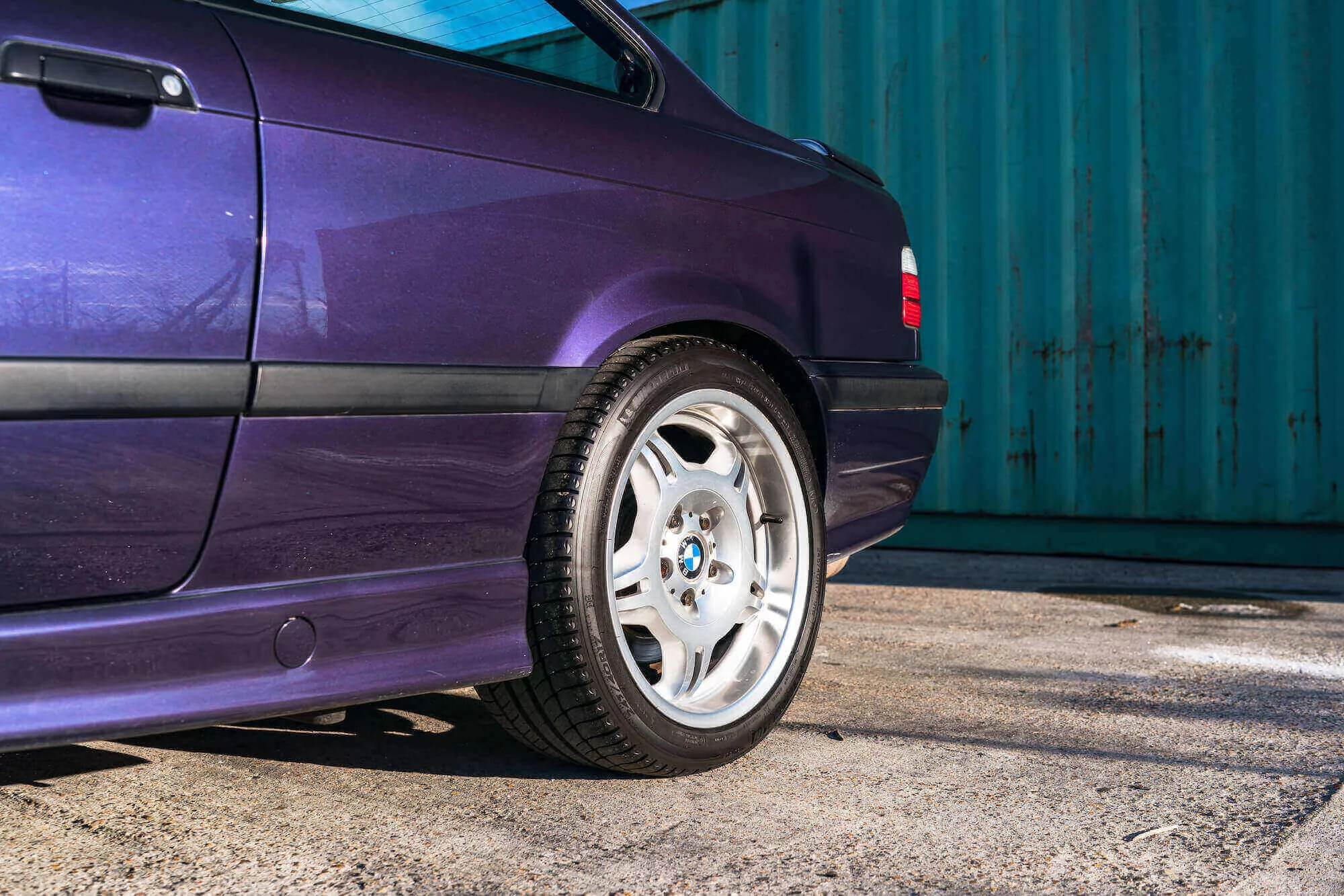Techno Violet BMW M3
