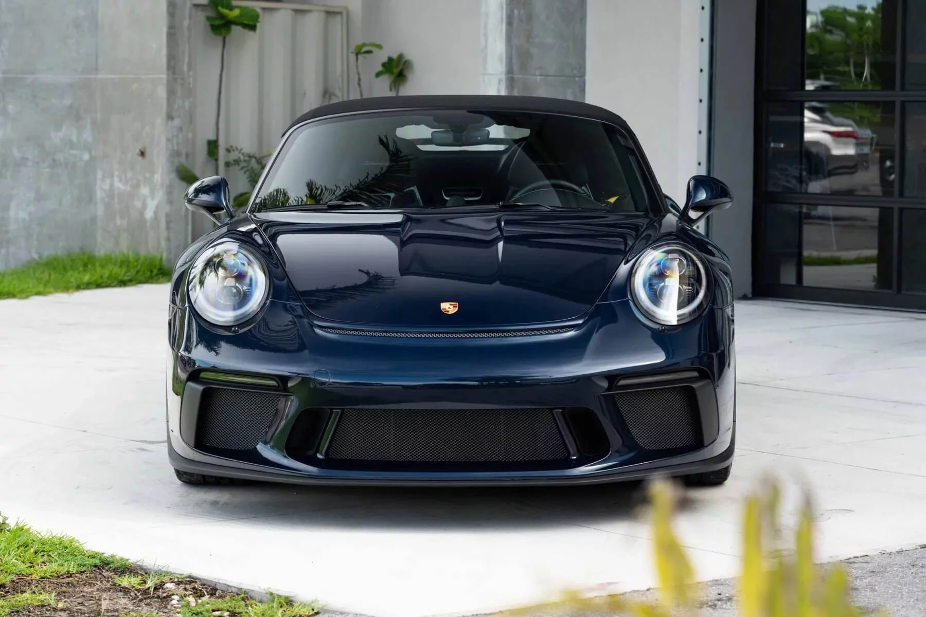 Ocean Blue Metallic Porsche 911 Speedster