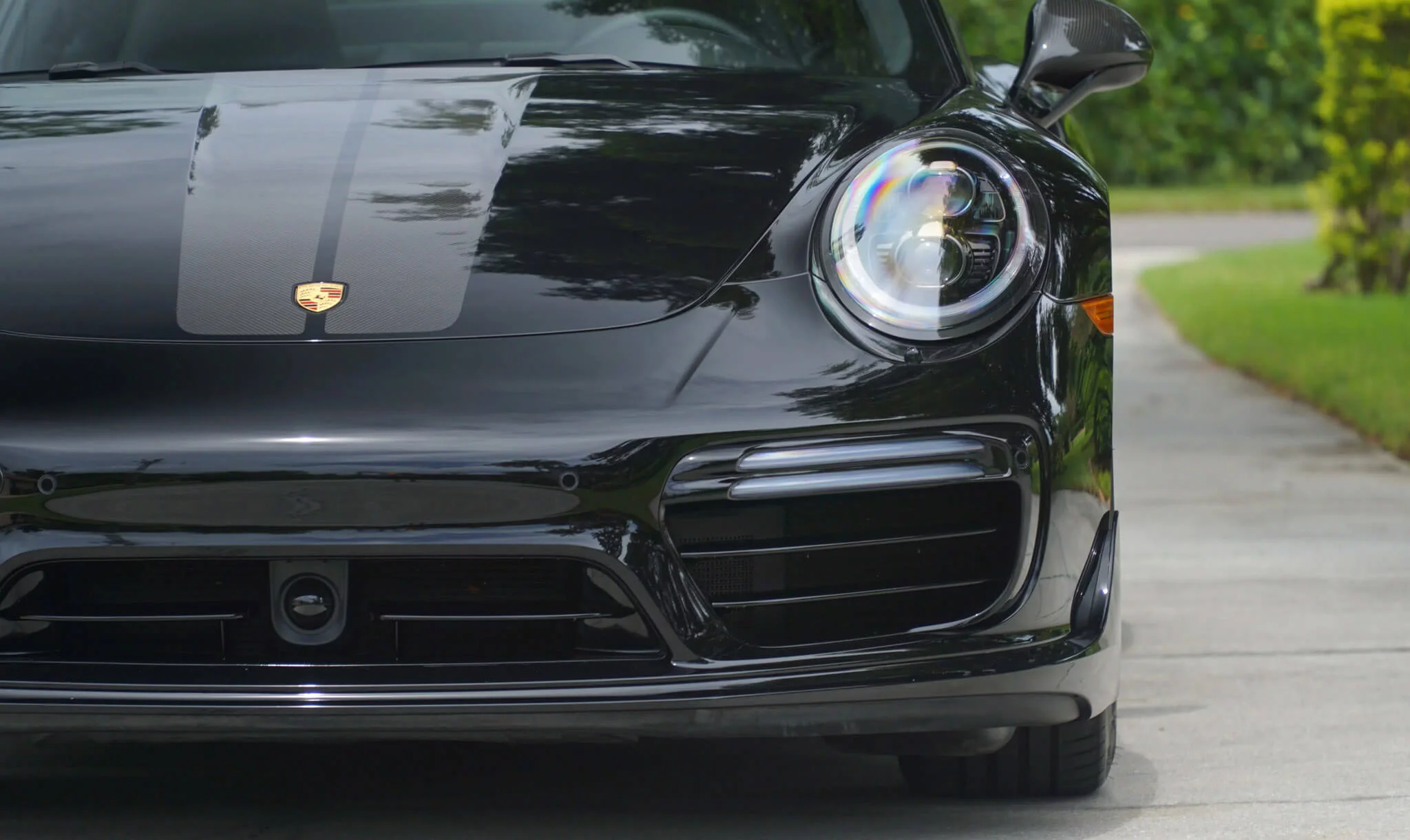 Black Porsche 911 Turbo