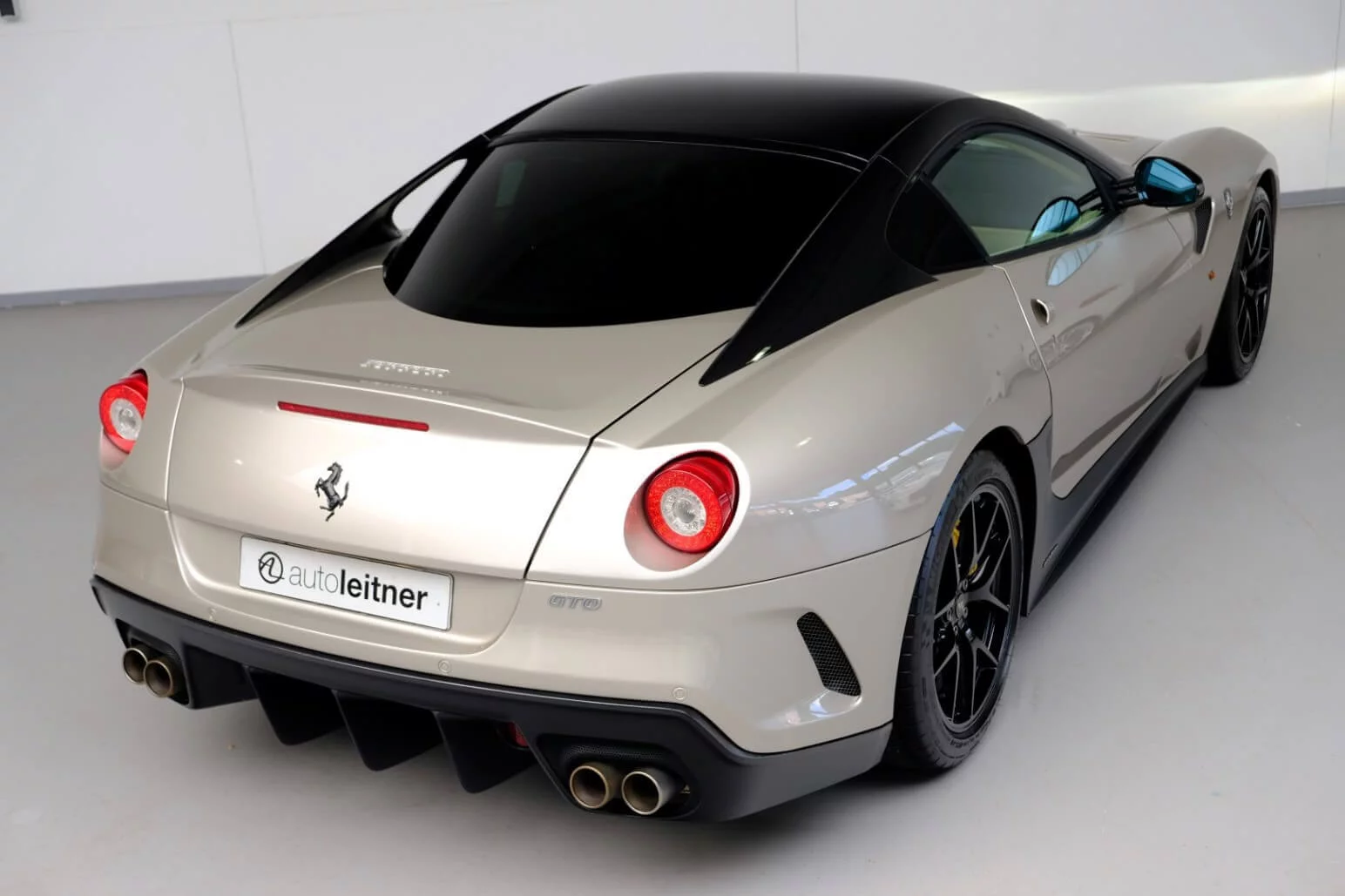 Grigio Ingrid Ferrari 599