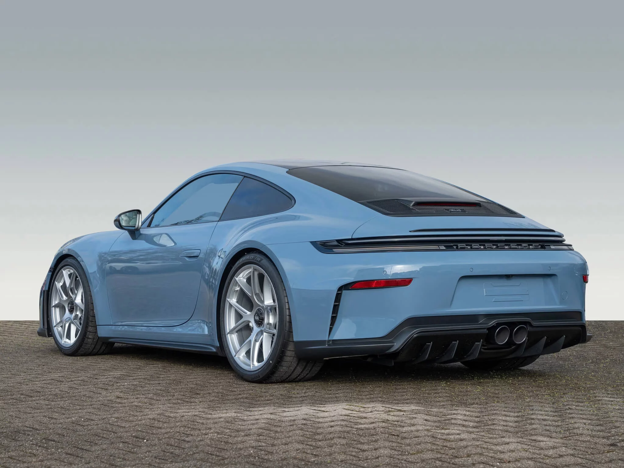 Etna Blue Porsche 911 GT3