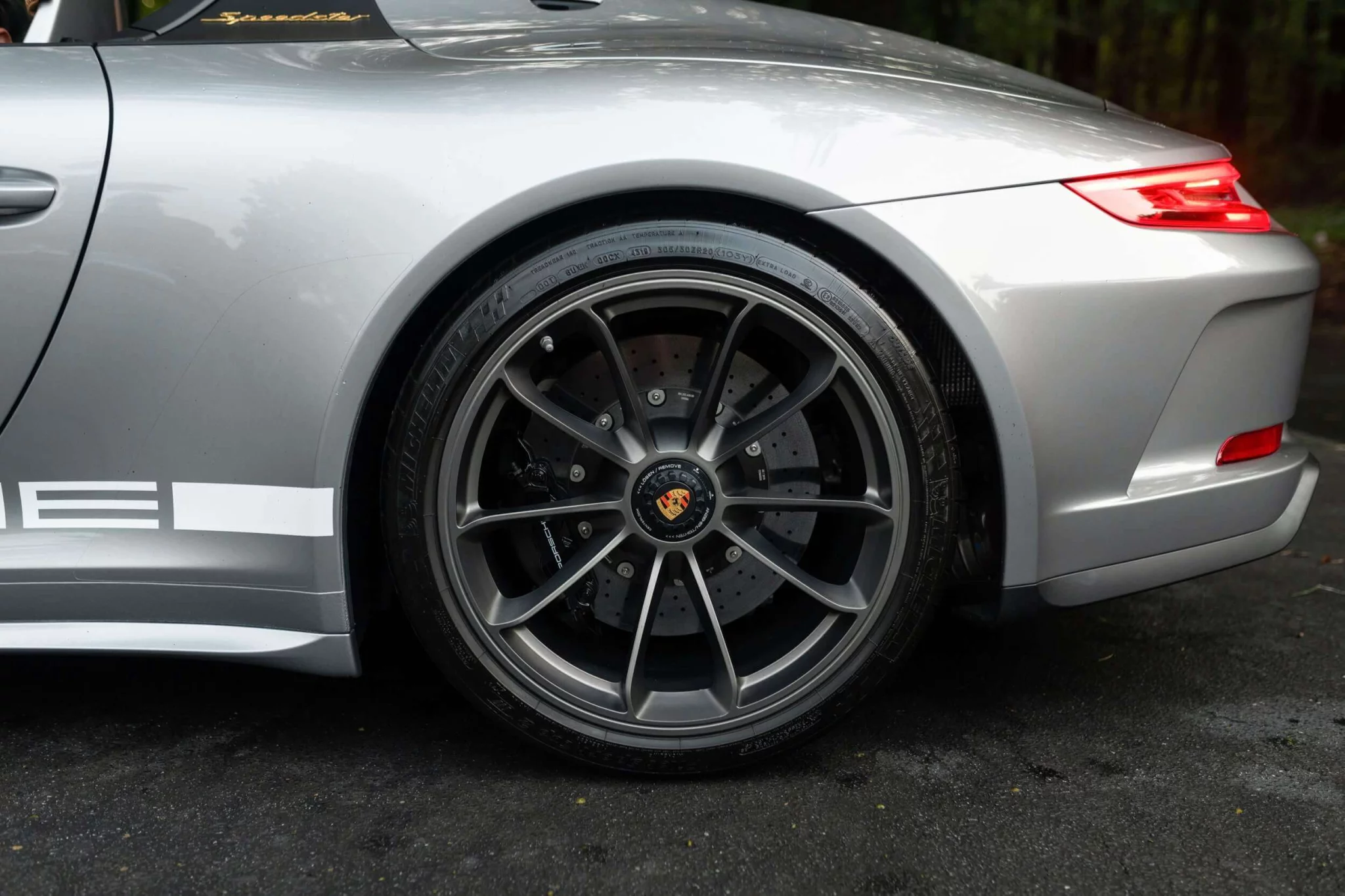GT Silver Metallic Porsche 911 Speedster