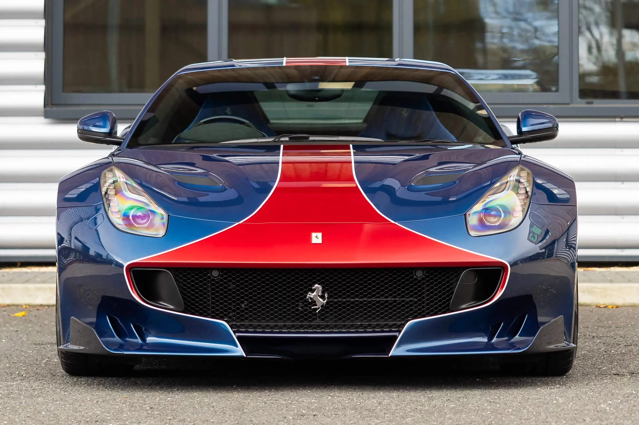 Blu NART Ferrari F12