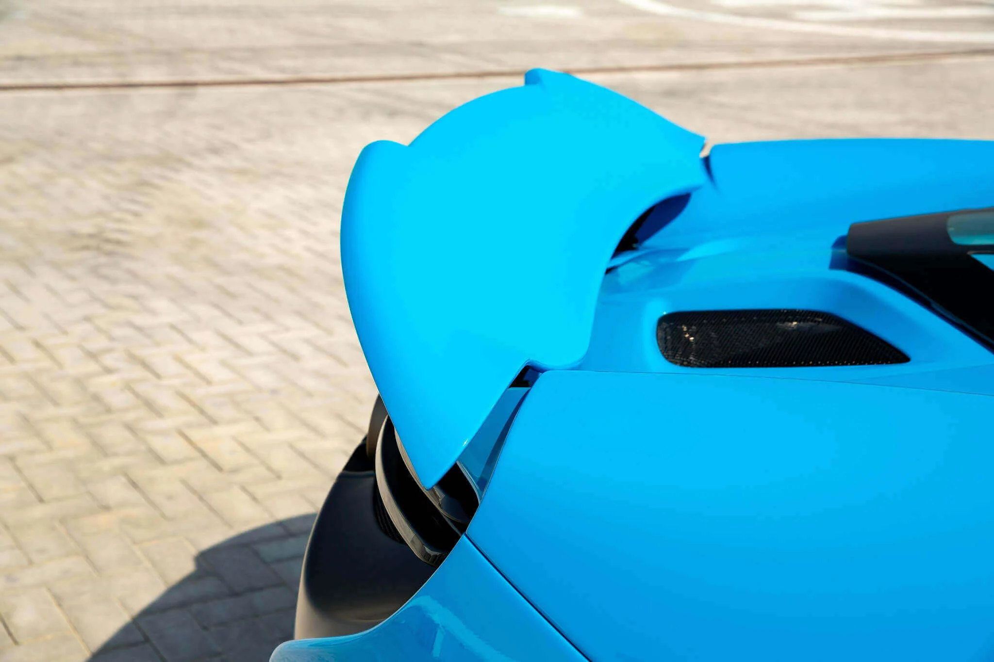 Mexico Blue McLaren 675LT