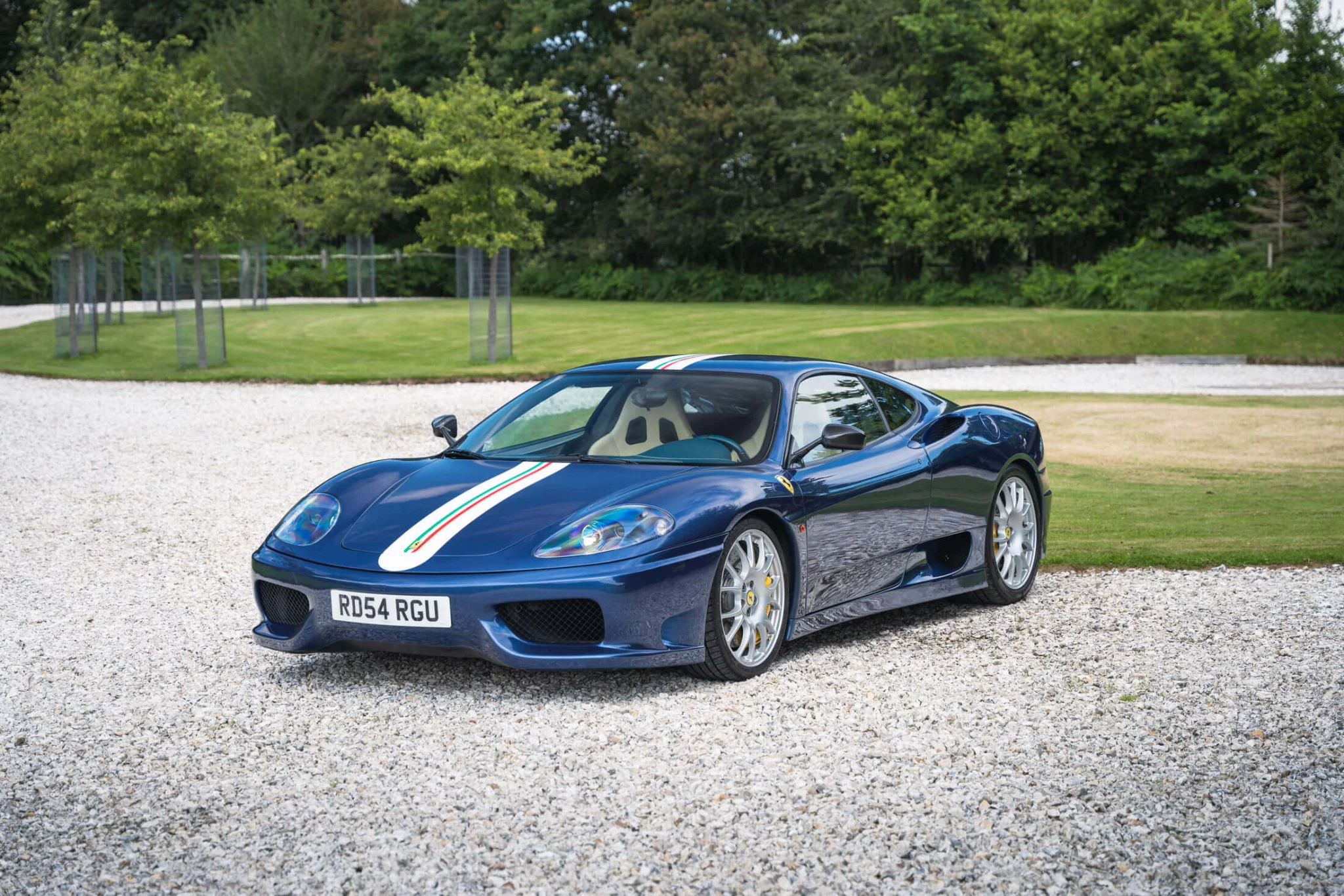 Blu Mirabeau Ferrari 360