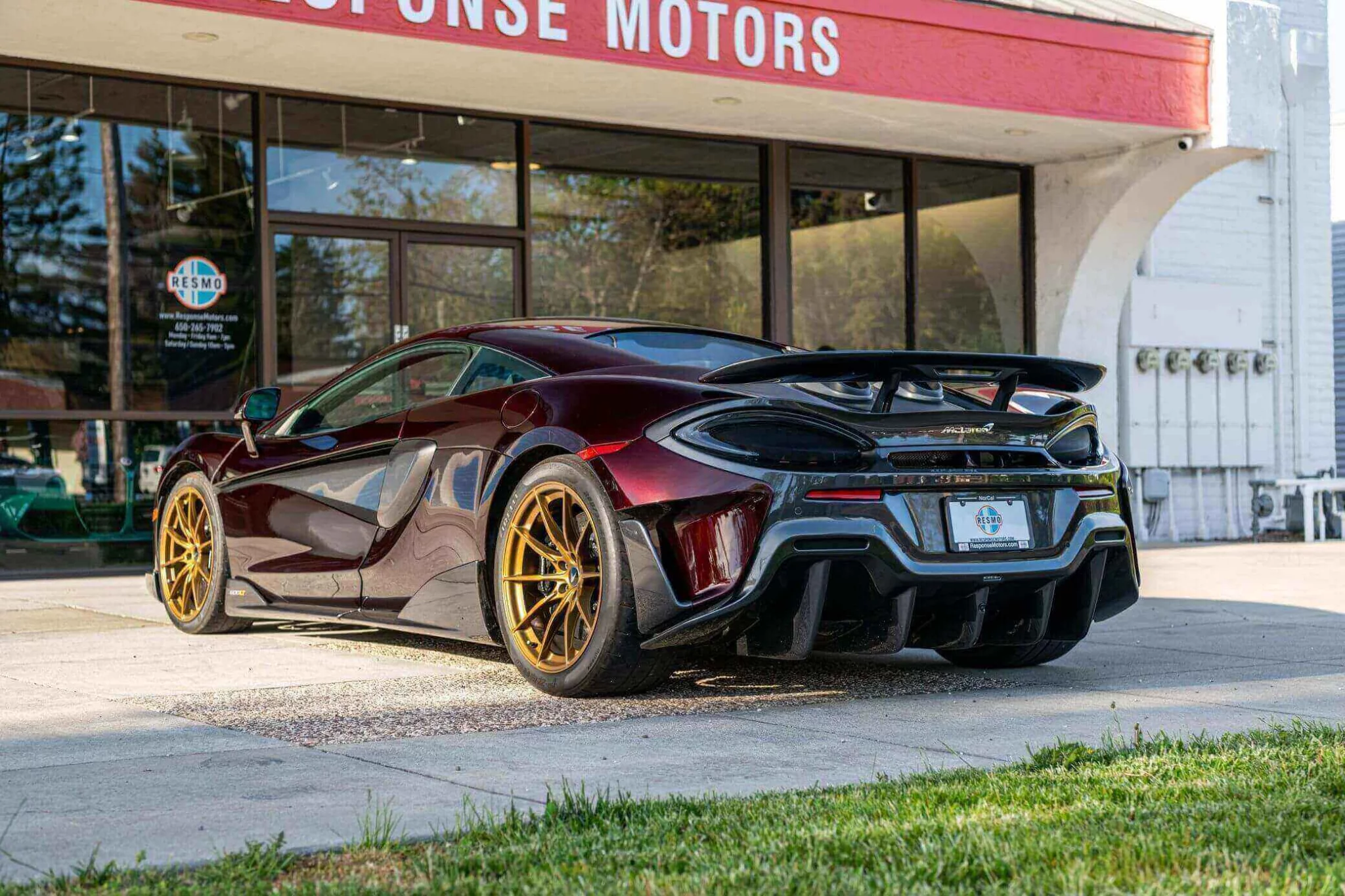 Nerello Red McLaren 600LT