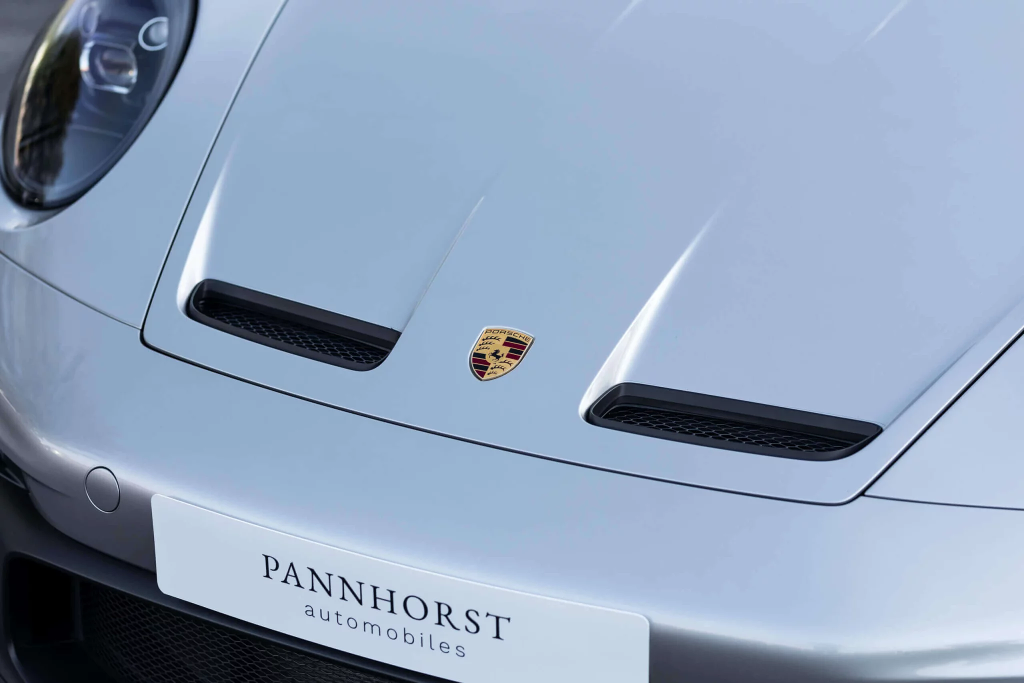 GT Silver Metallic Porsche 911 GT3