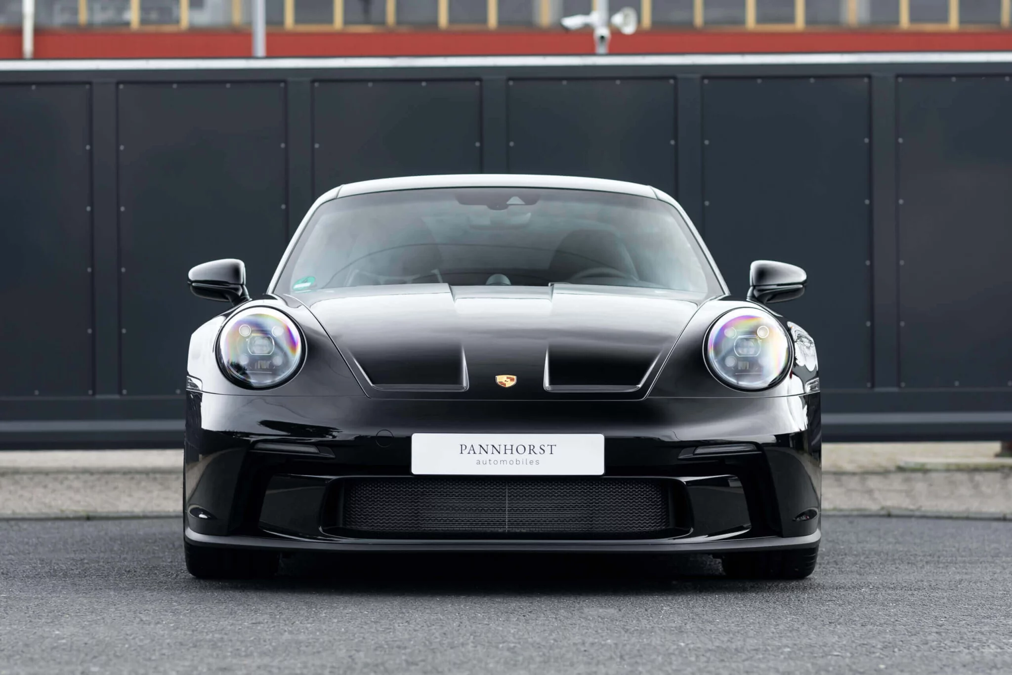 Black Porsche 911 GT3