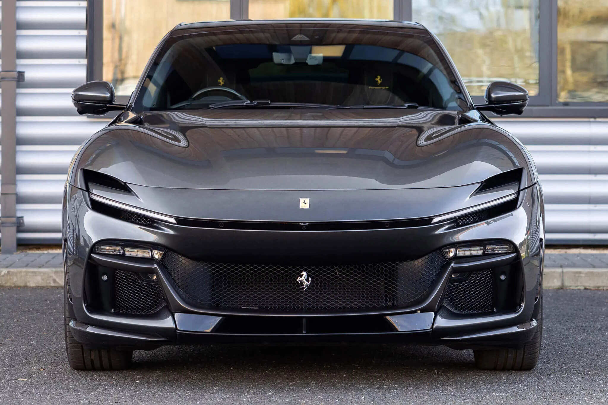 Grigio Silverstone Ferrari Purosangue