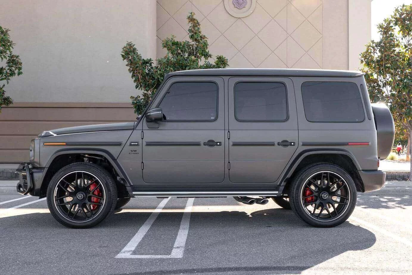 Dark Olive Green Magno Mercedes-AMG G 63