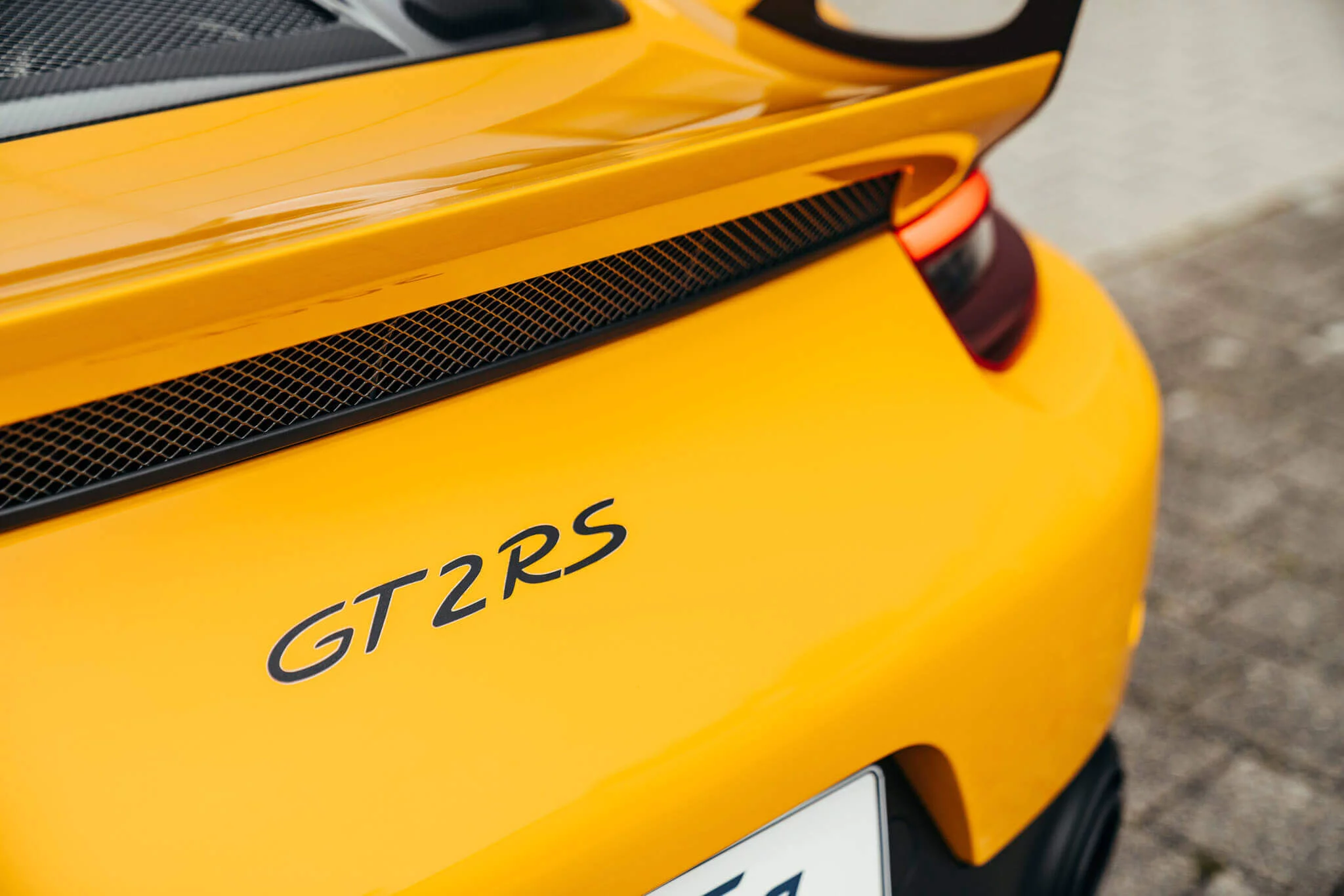 Signal Yellow Porsche 911 GT2 RS