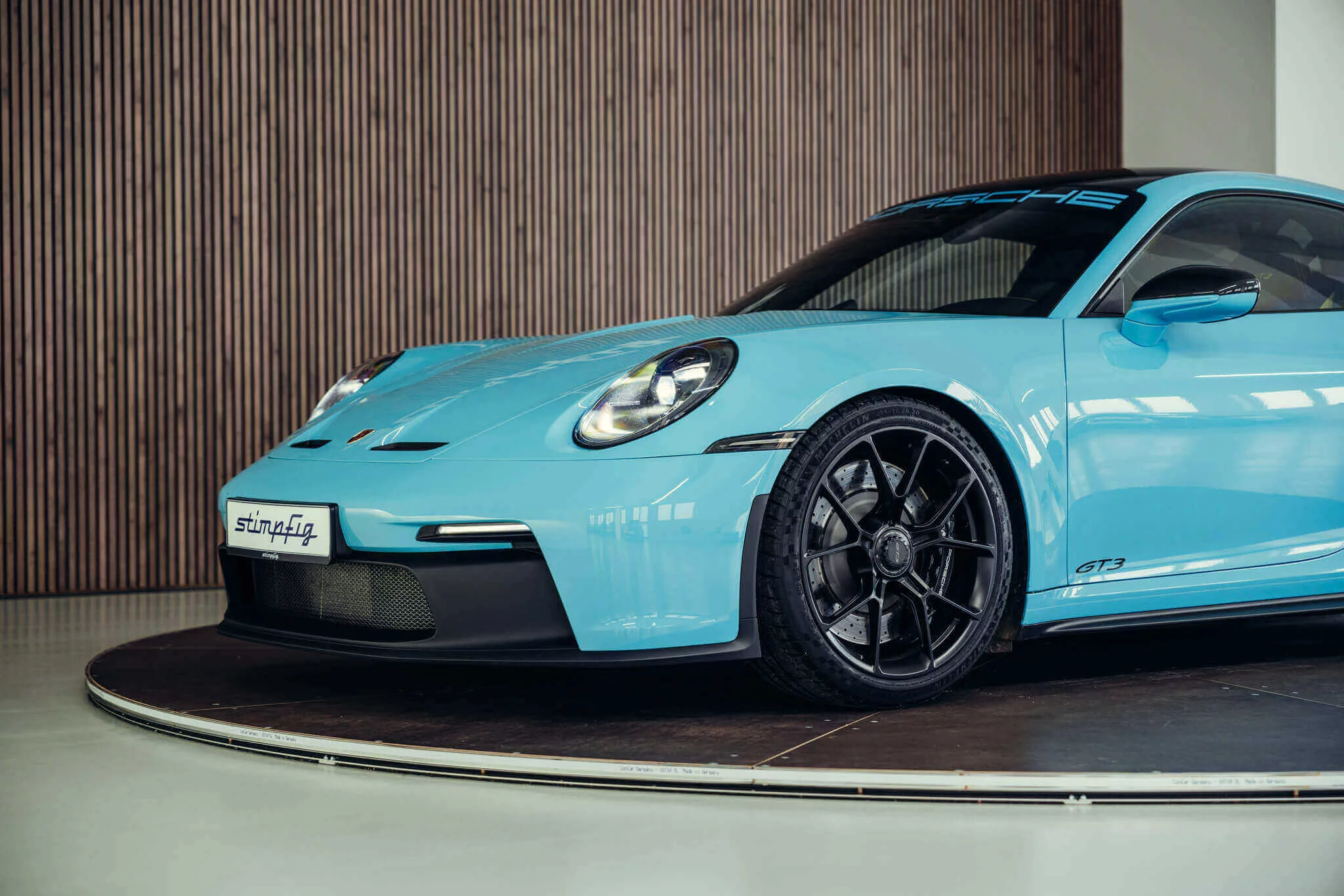 Olympic Blue Porsche 911 GT3