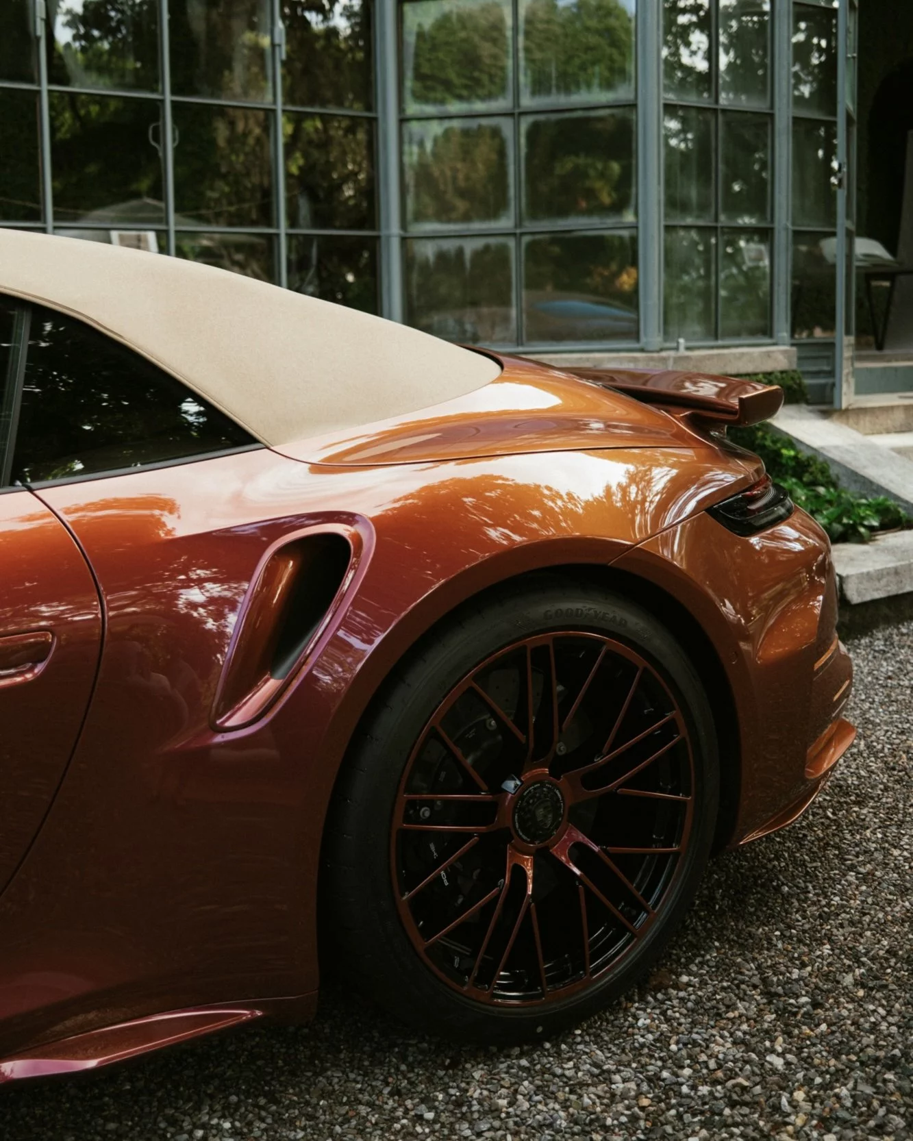 Sunset Magic Chromaflair Porsche 911 Turbo