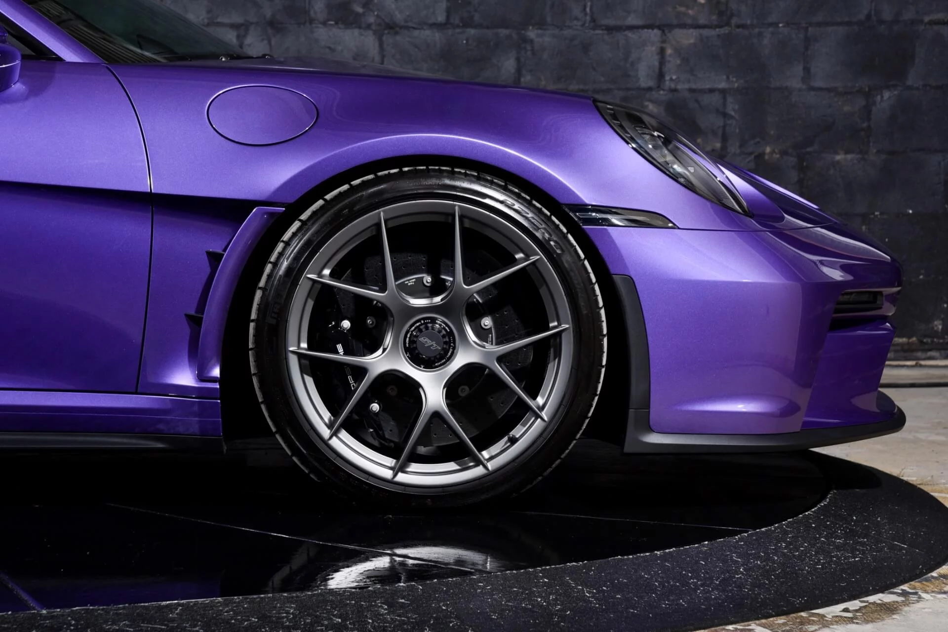 Viola Purple Metallic Porsche 911 S/T