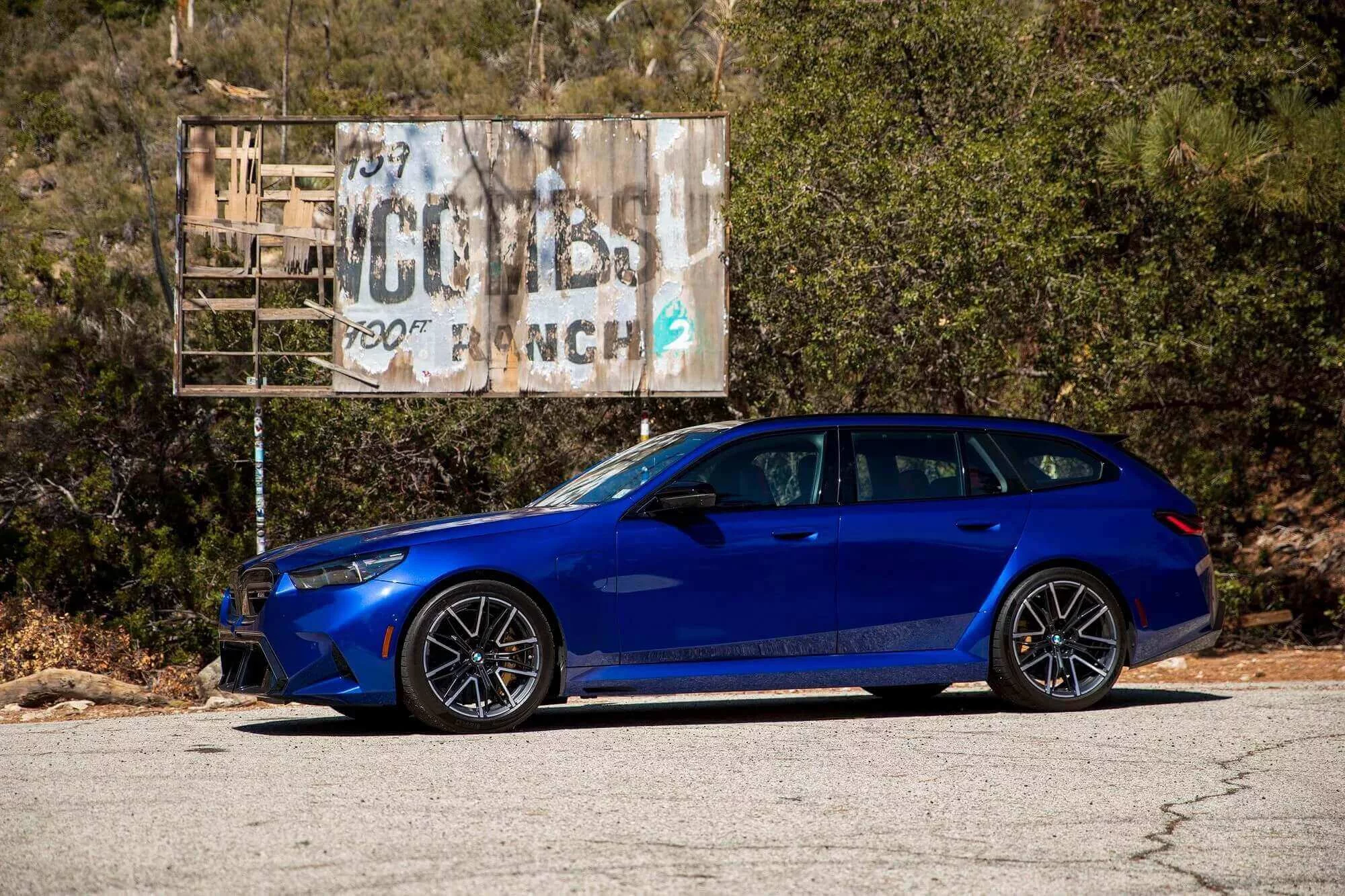 Marina Bay Blue BMW M5