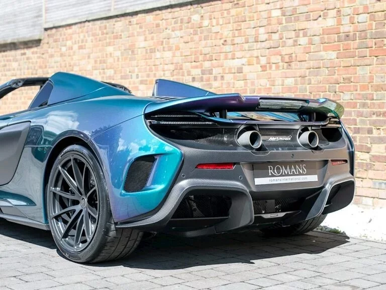 Amazon Colour Stream McLaren 675LT