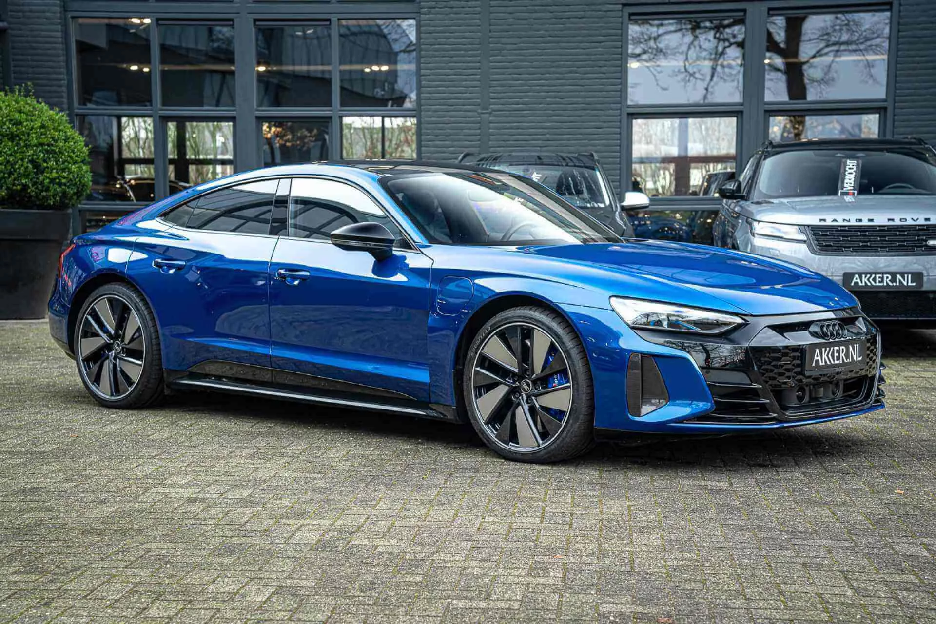 Sepang Blue Audi RS e-tron GT