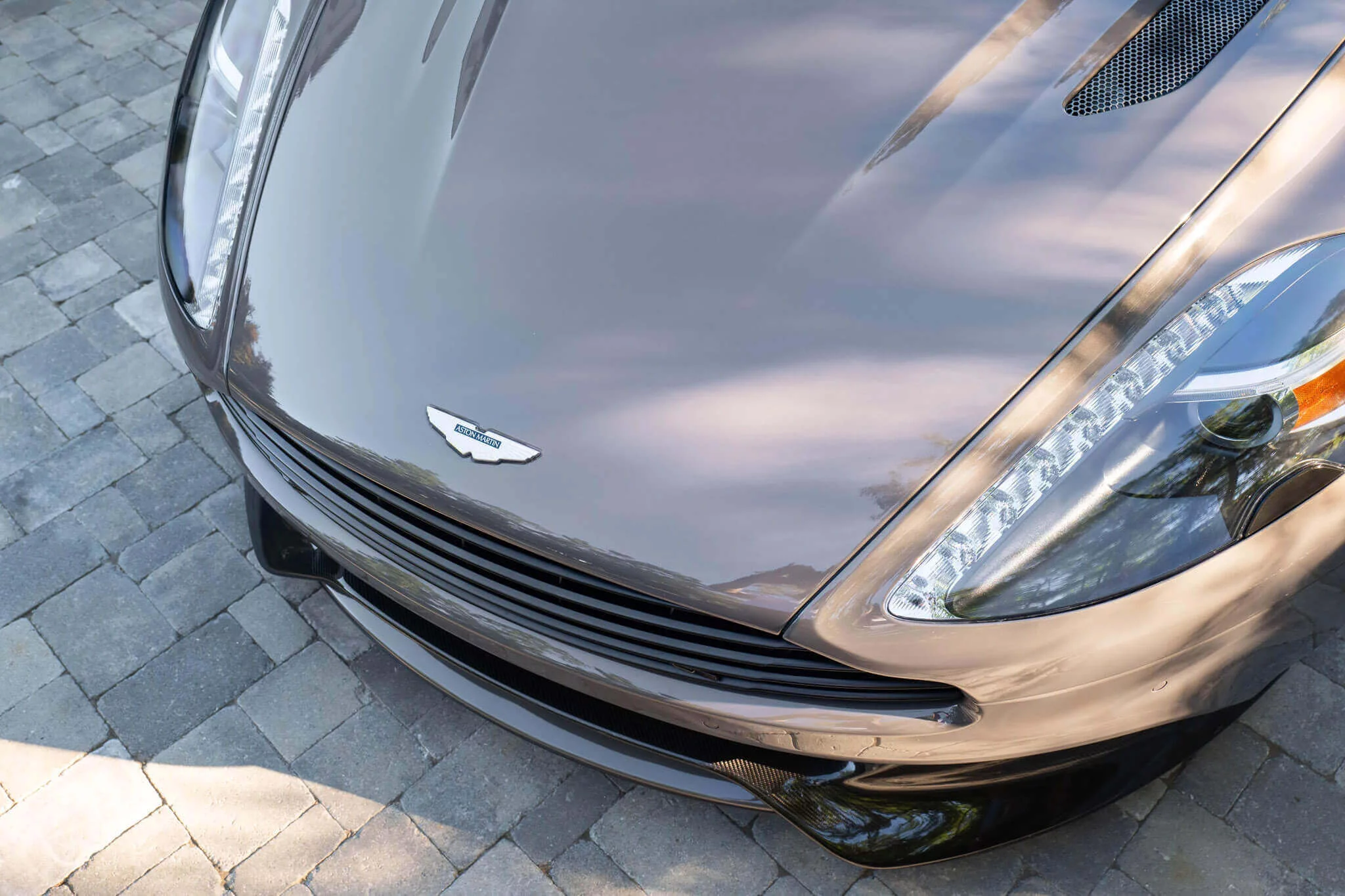 Grey Bull Aston Martin Vanquish