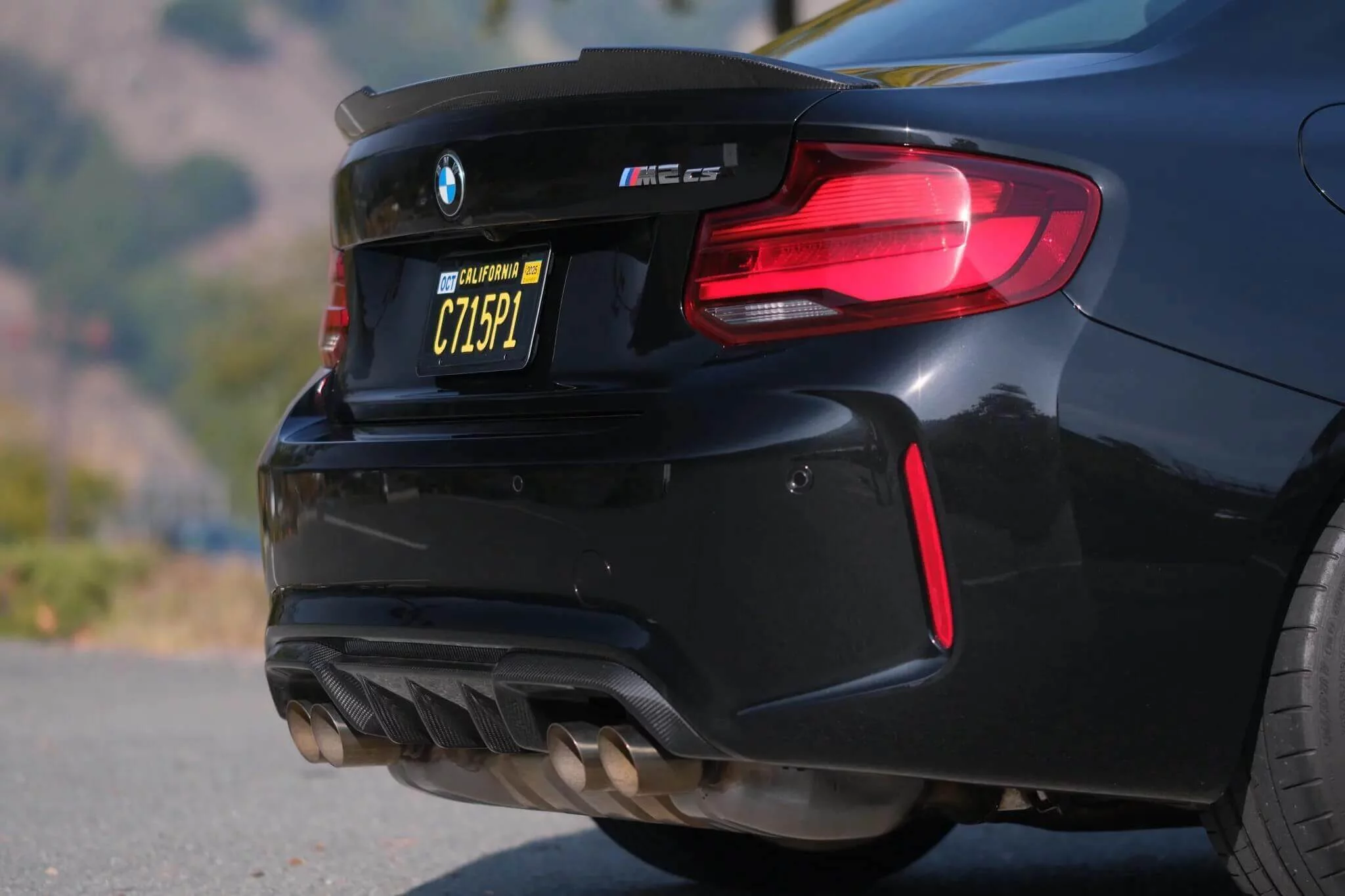 Sapphire Black BMW M2