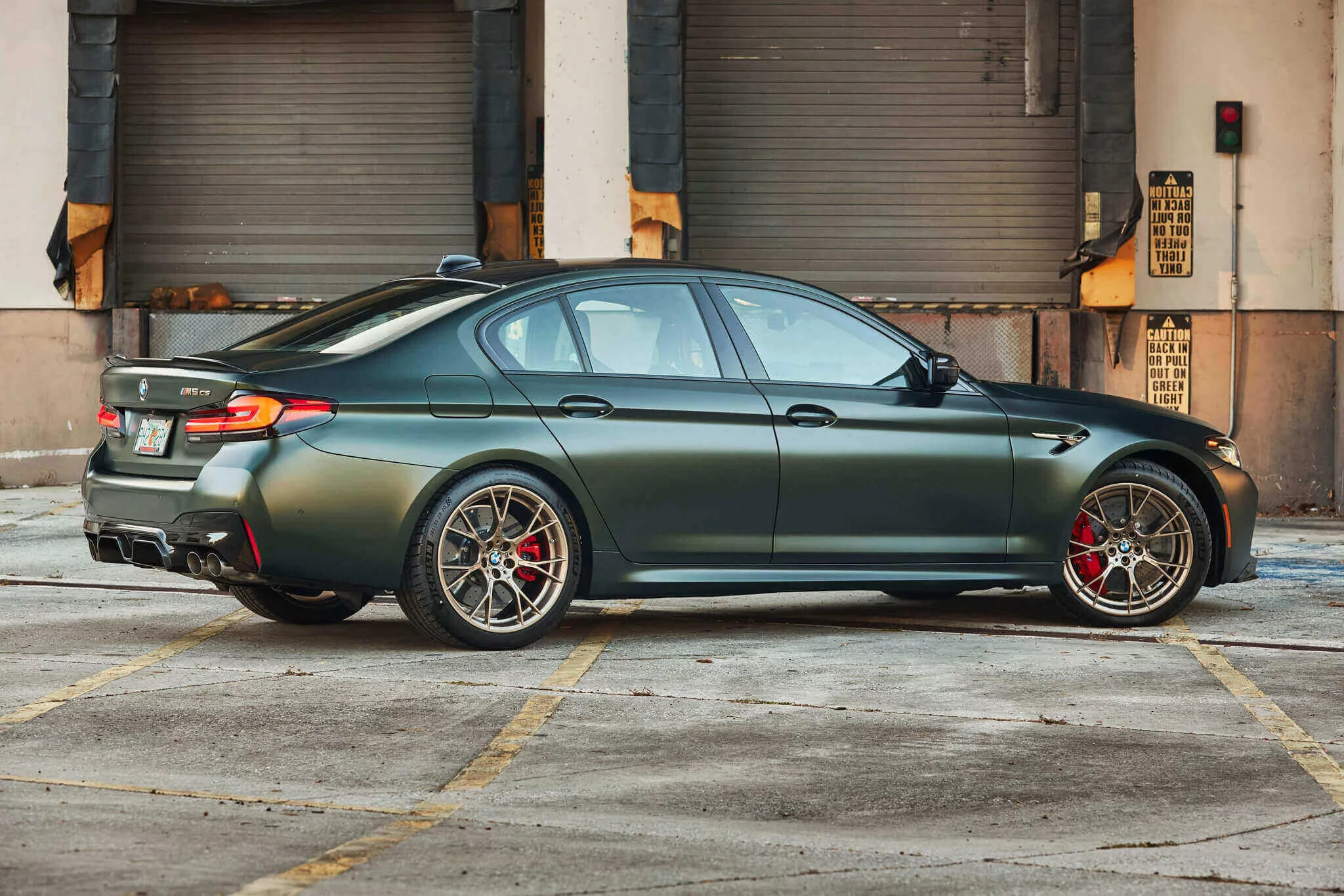 Frozen Deep Green BMW M5