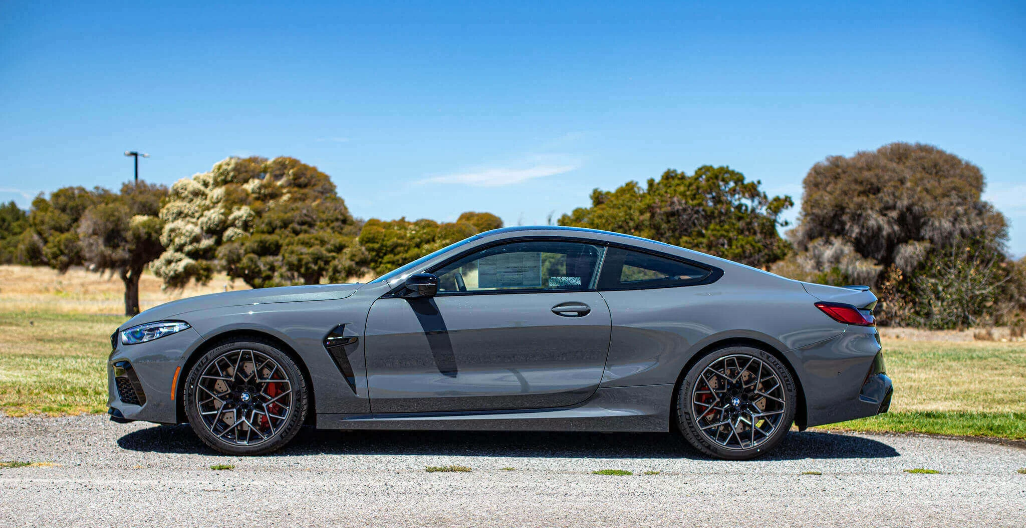 Grigio Telesto BMW M8