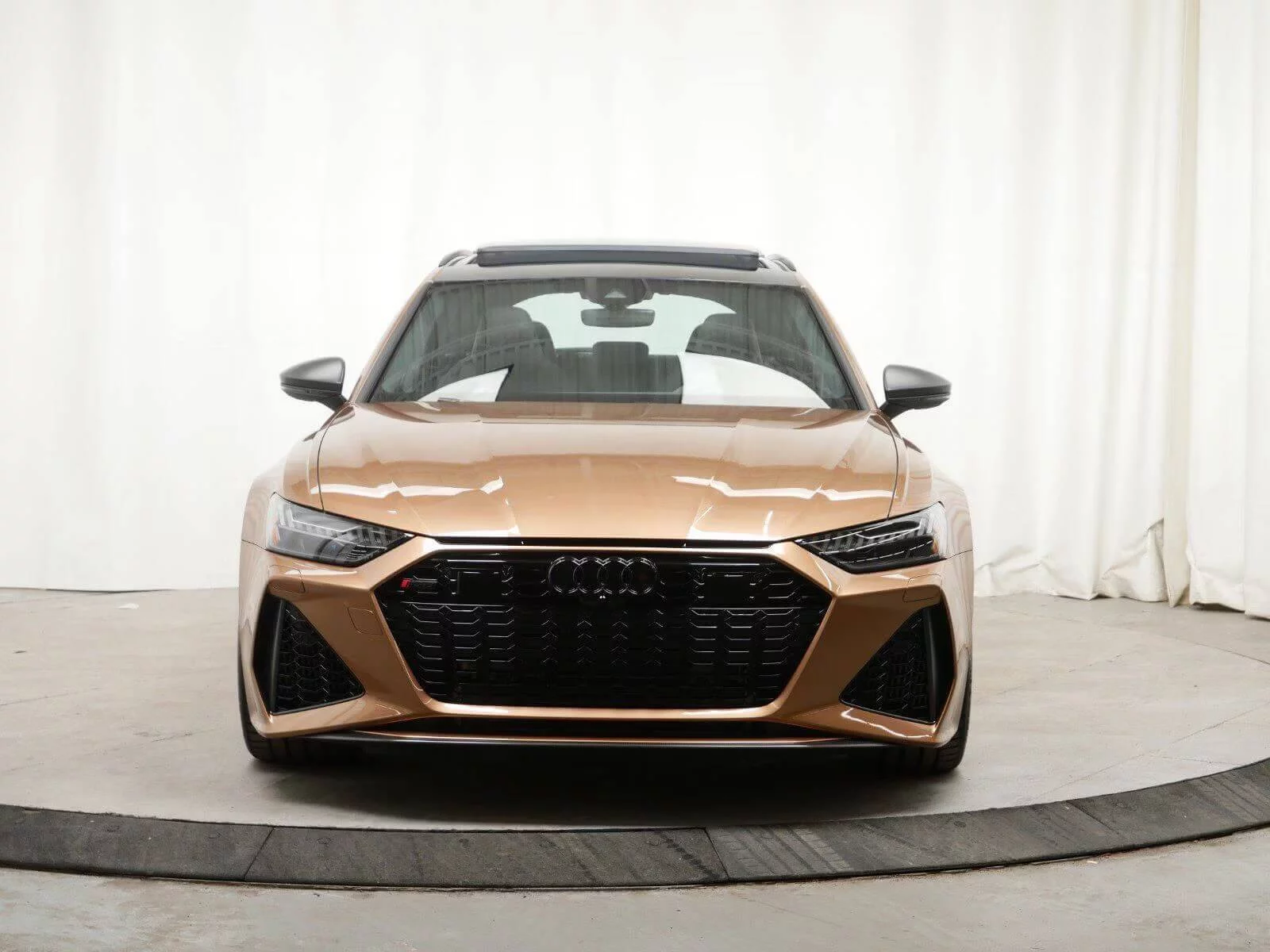 Zanzibar Brown Audi RS6 Avant