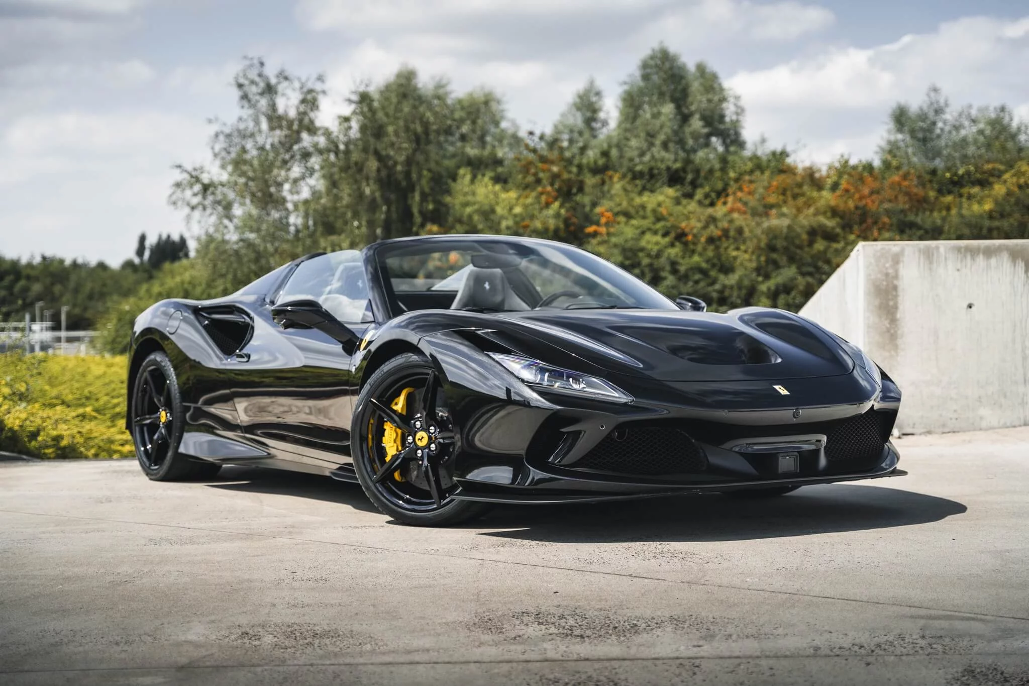 Nero Daytona Ferrari F8