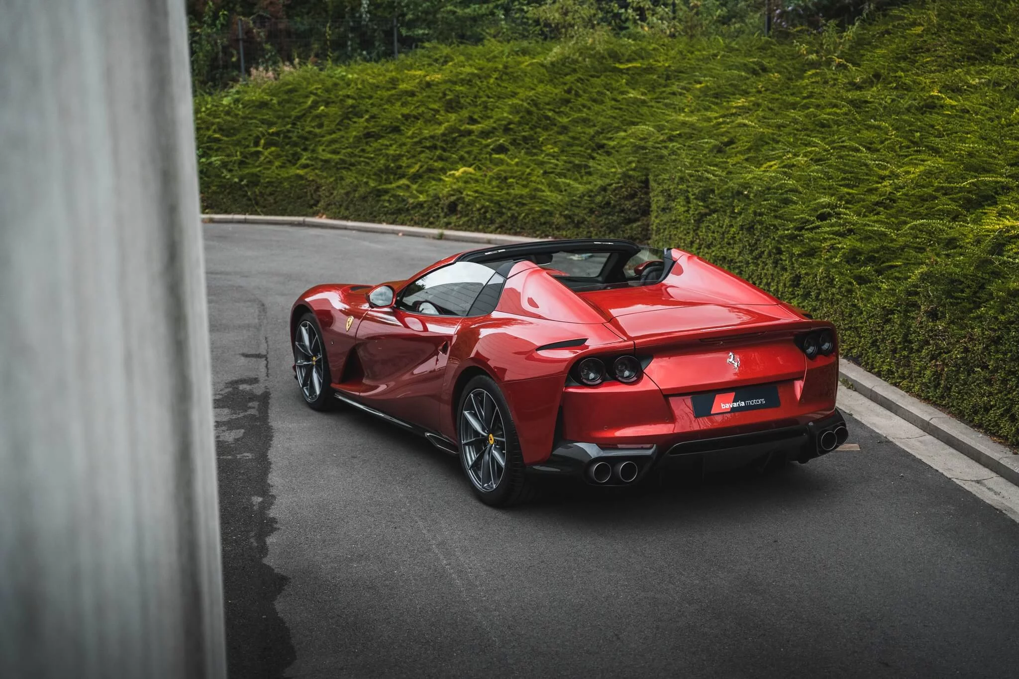 Rosso Fuoco Ferrari 812