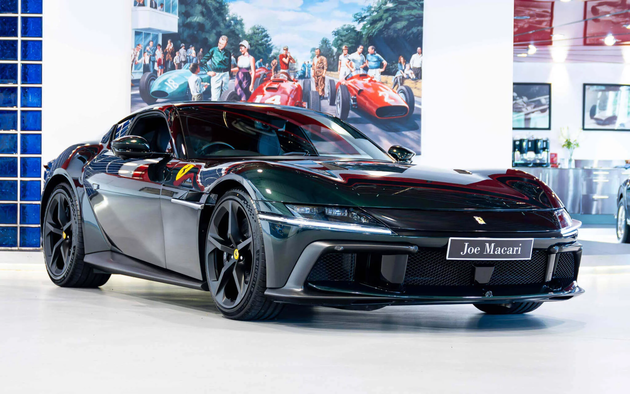 Verde Zeltweg Ferrari 12Cilindri
