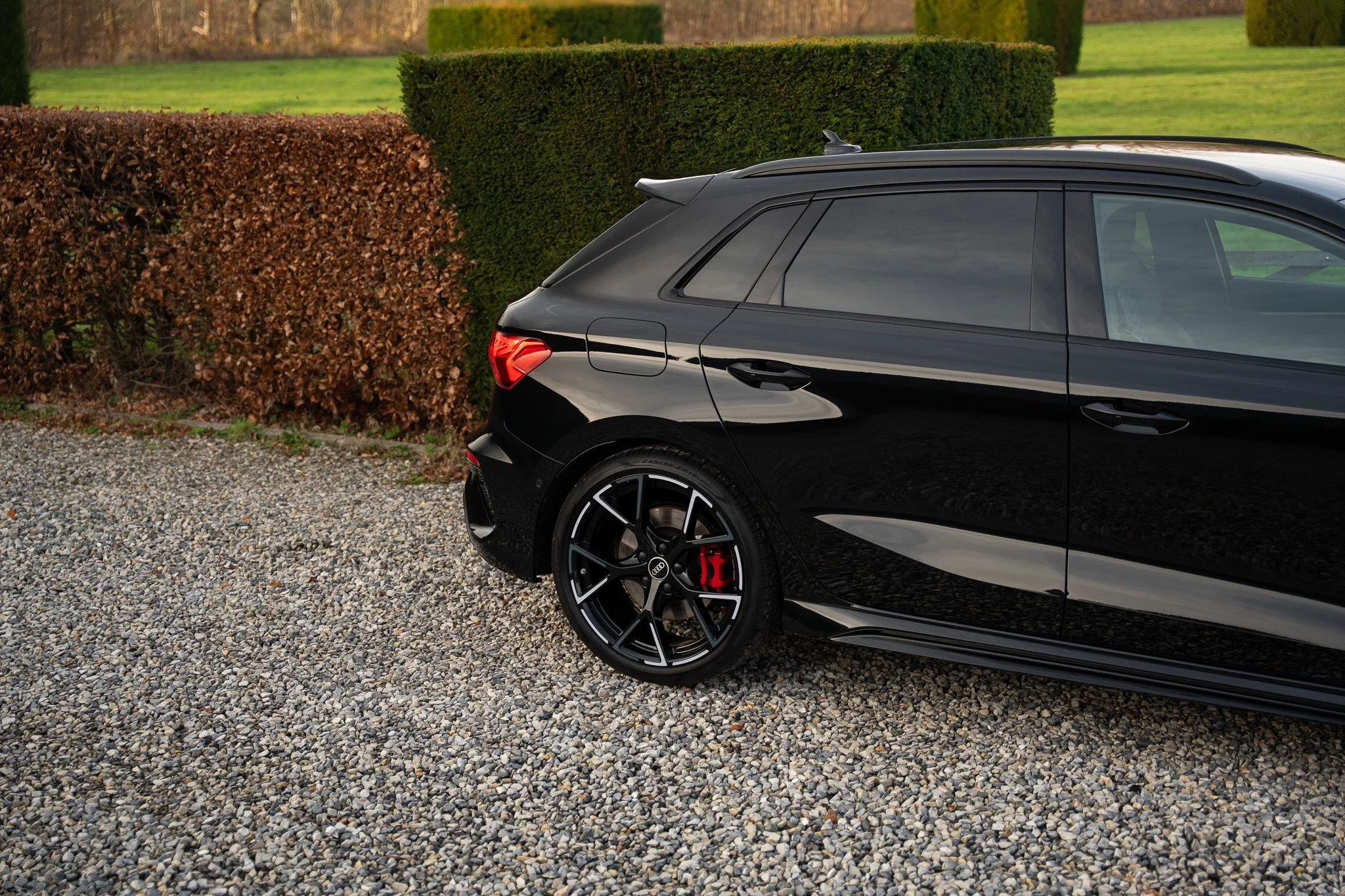 Mythos Black Audi RS3