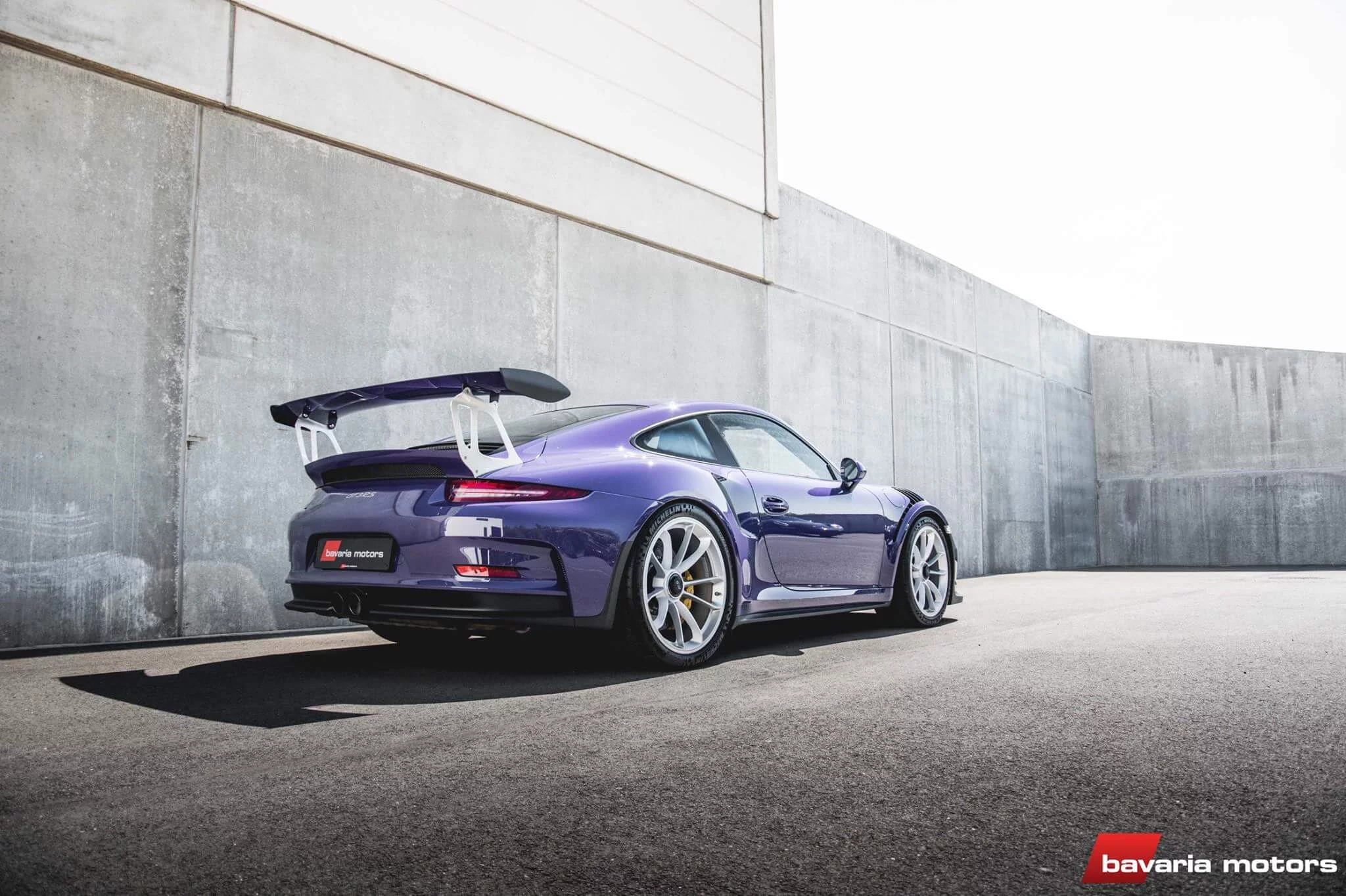 Ultraviolet Porsche 911 GT3 RS