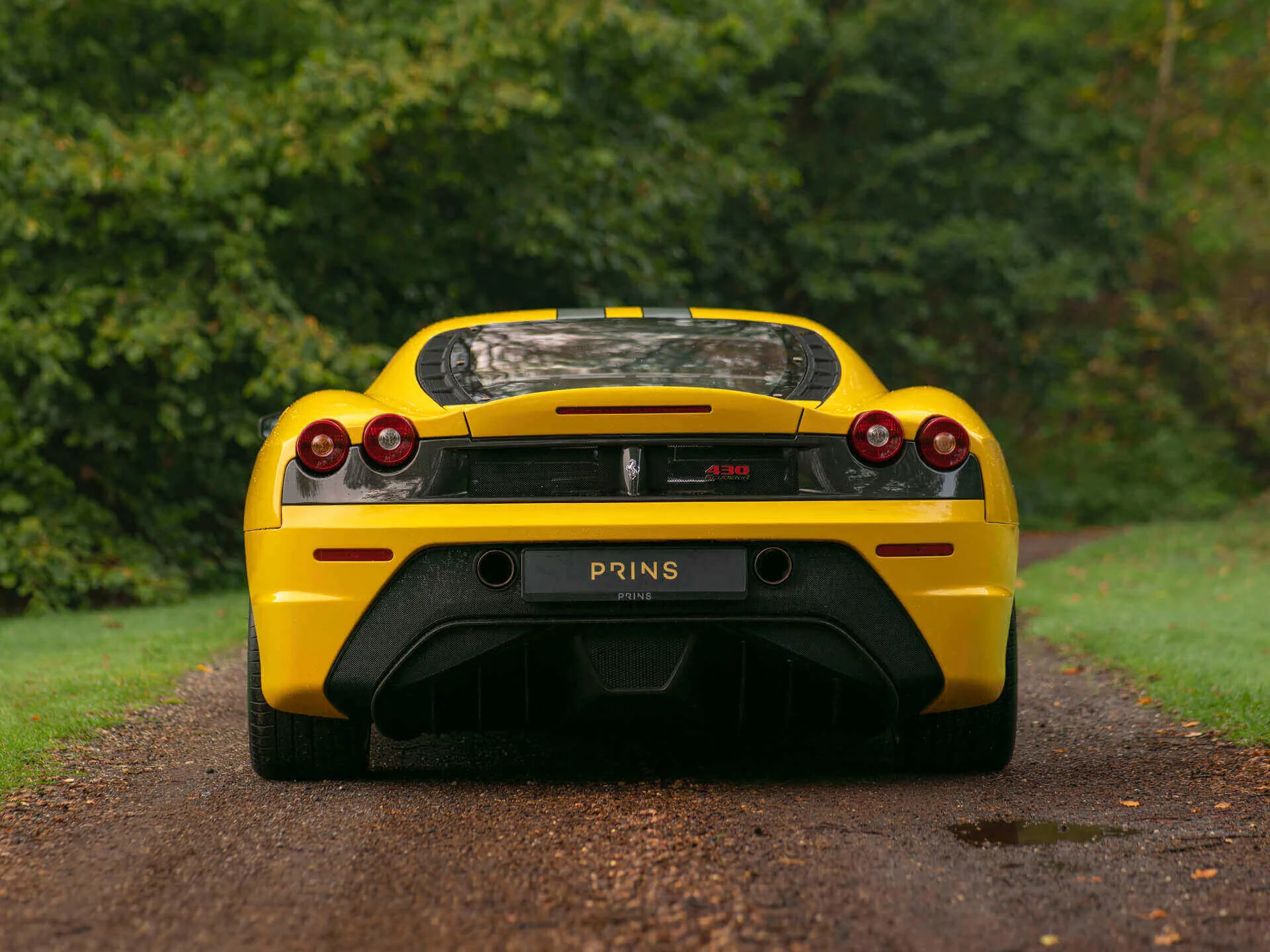 Giallo Modena Ferrari 430 Scuderia