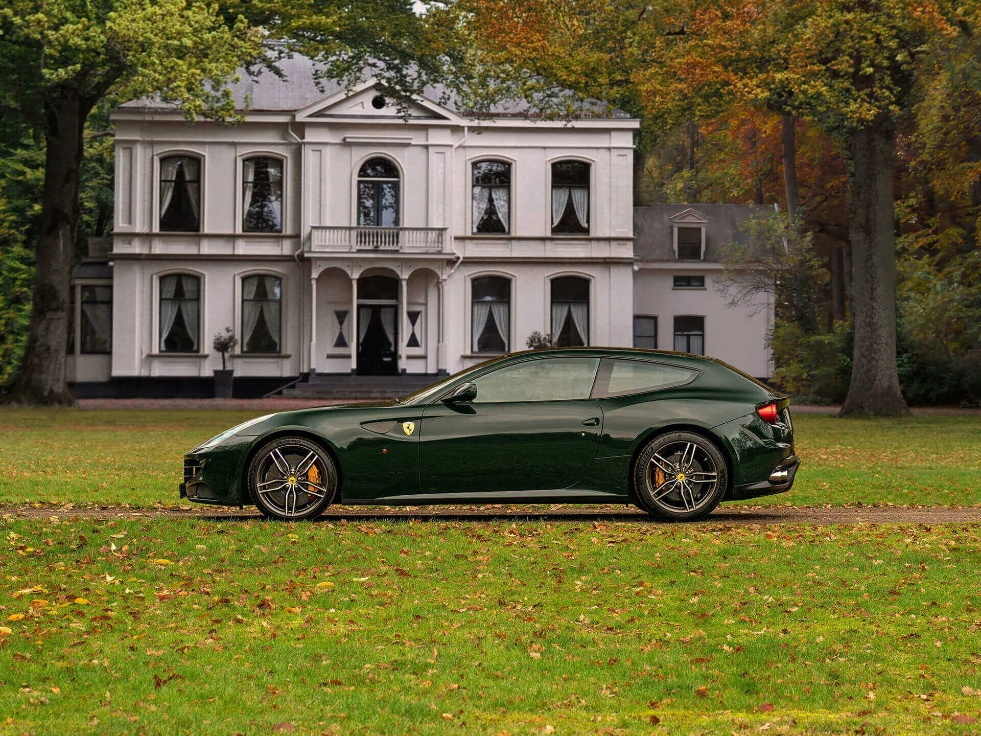 Verde British Racing Ferrari FF