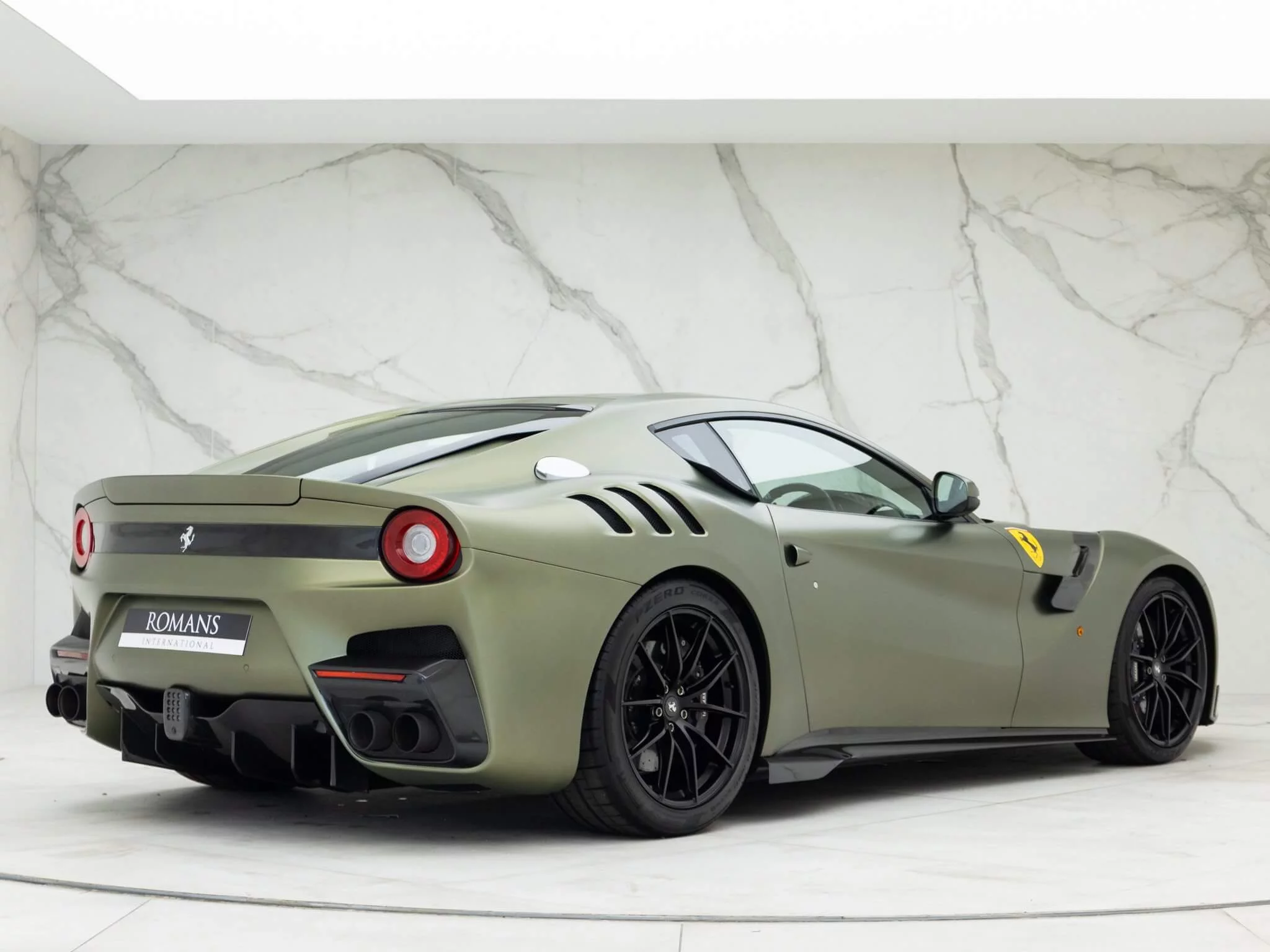 Verde Masoni Opaco Ferrari F12