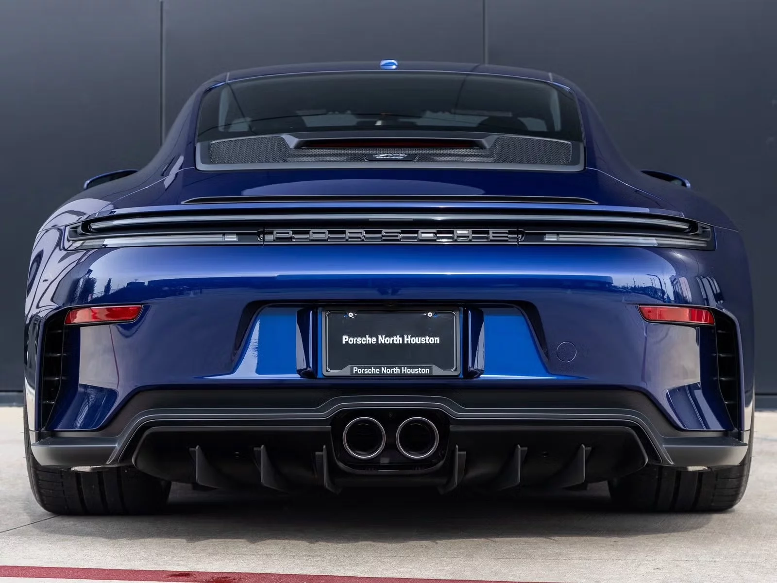 Gentian Blue Metallic Porsche 911 GT3