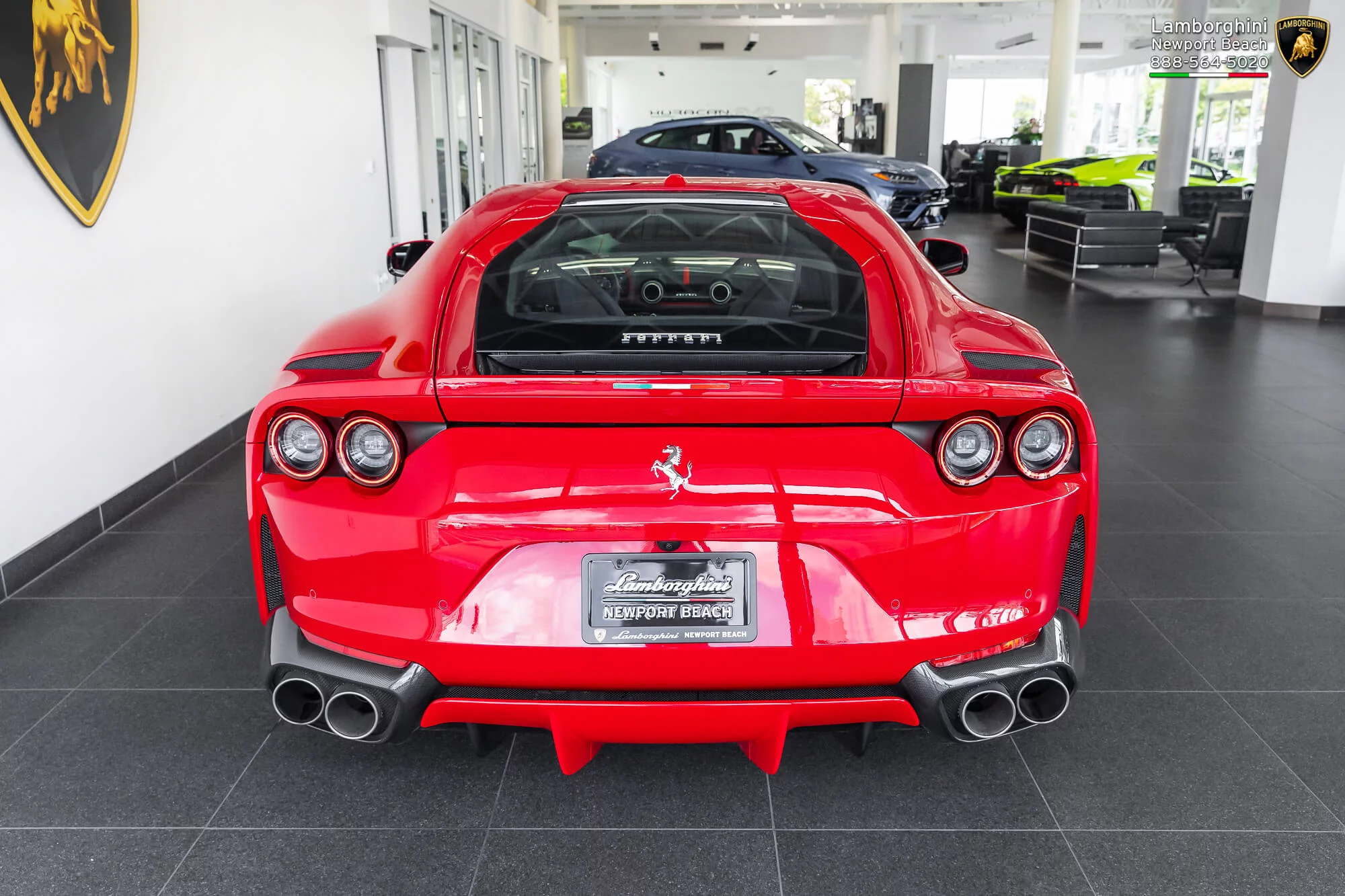Rosso 70 Anni Ferrari 812