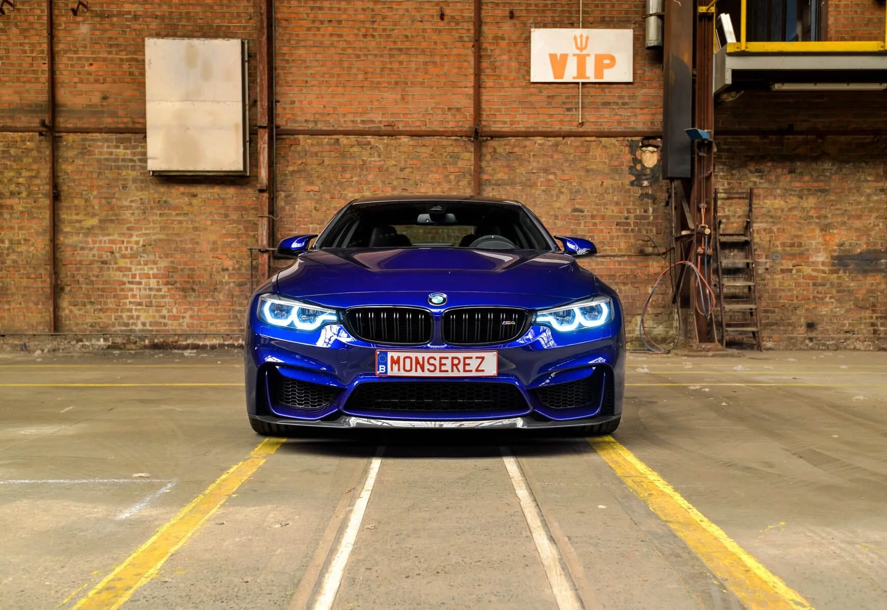 San Marino Blue BMW M4