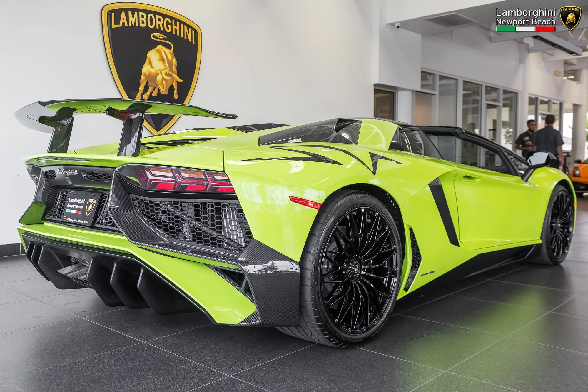 Verde Scandal Lamborghini Aventador