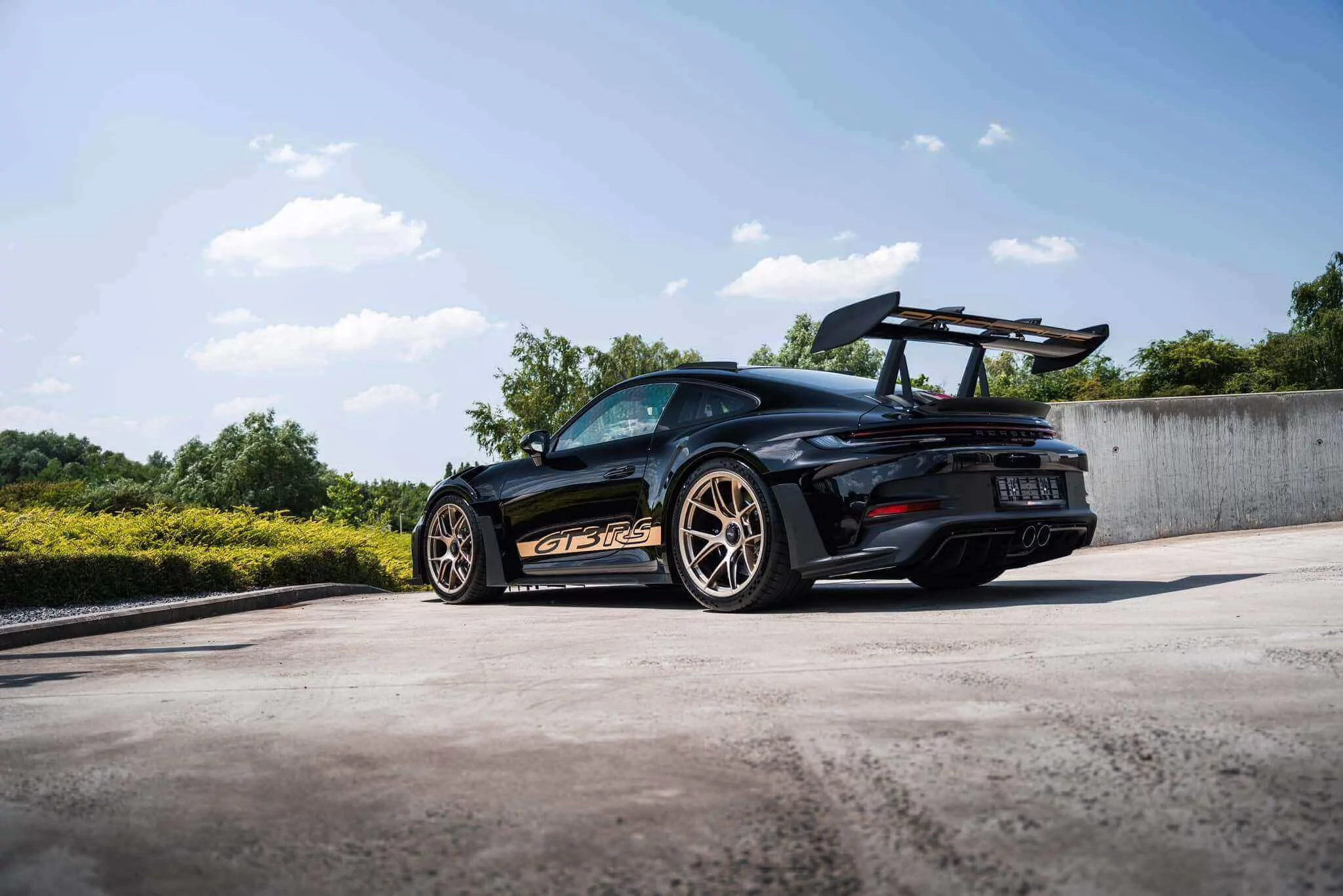 Black Porsche 911 GT3 RS