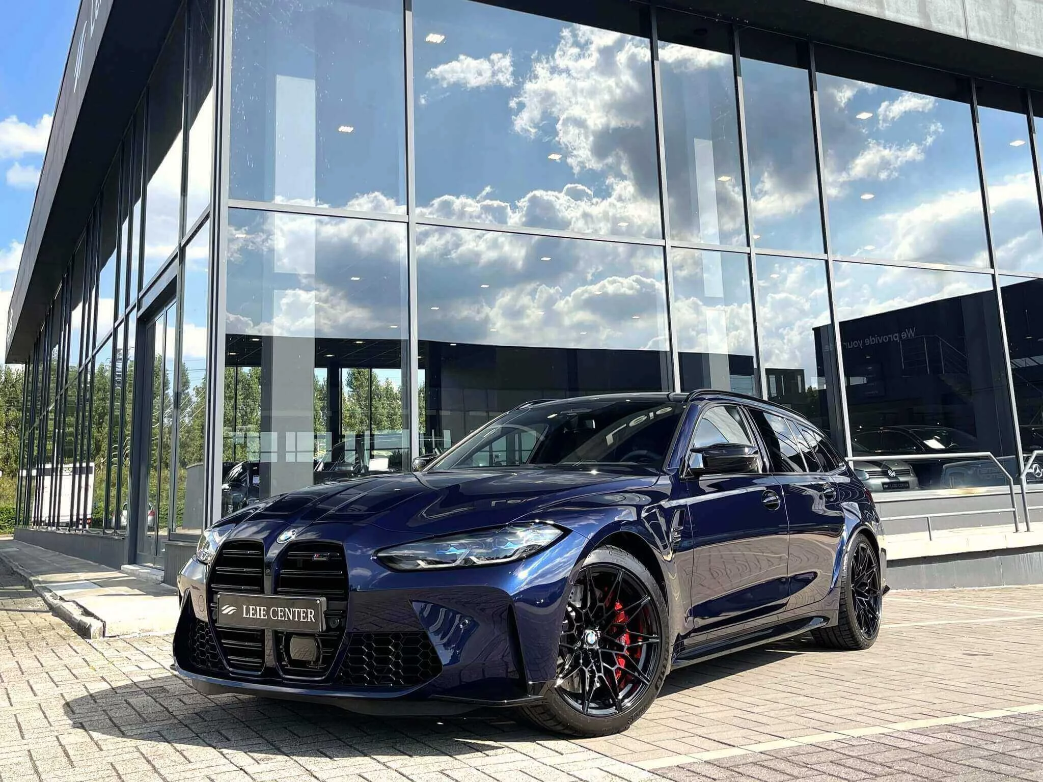 Tanzanite Blue II BMW M3