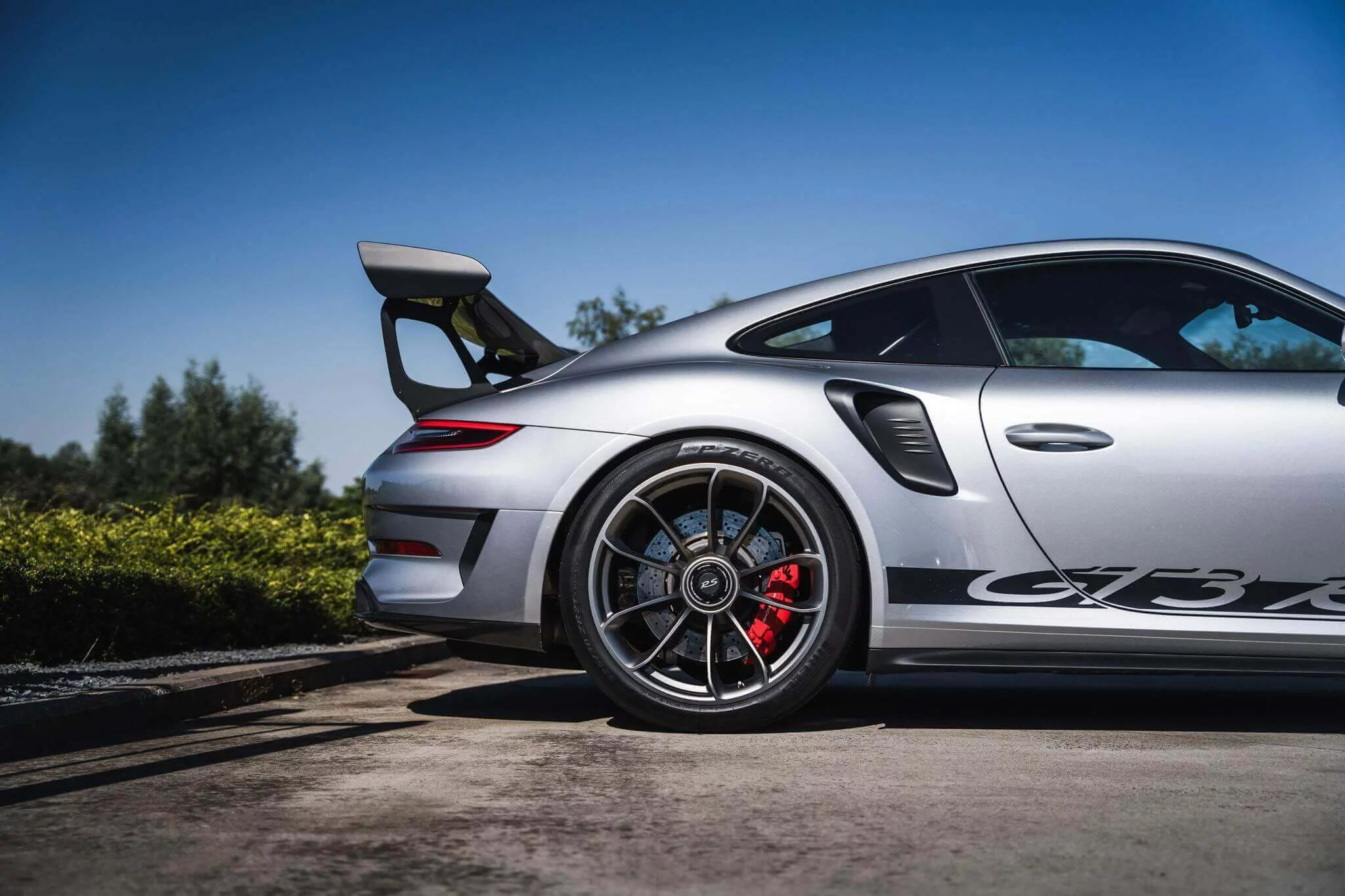 GT Silver Metallic Porsche 911 GT3 RS