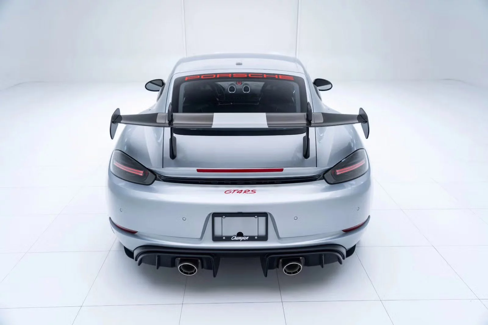 Dolomite Silver Metallic Porsche 718 Cayman GT4 RS