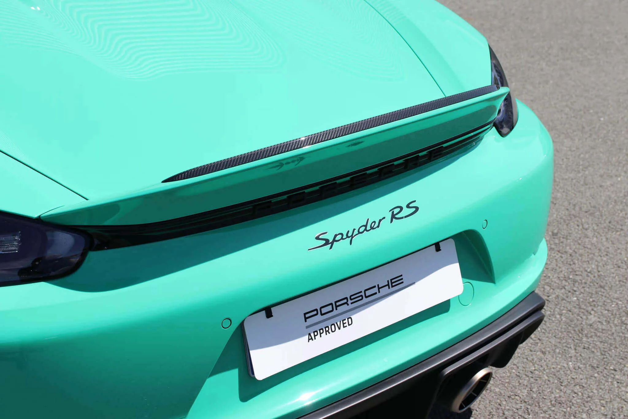 Lighter Green Porsche 718 Spyder RS