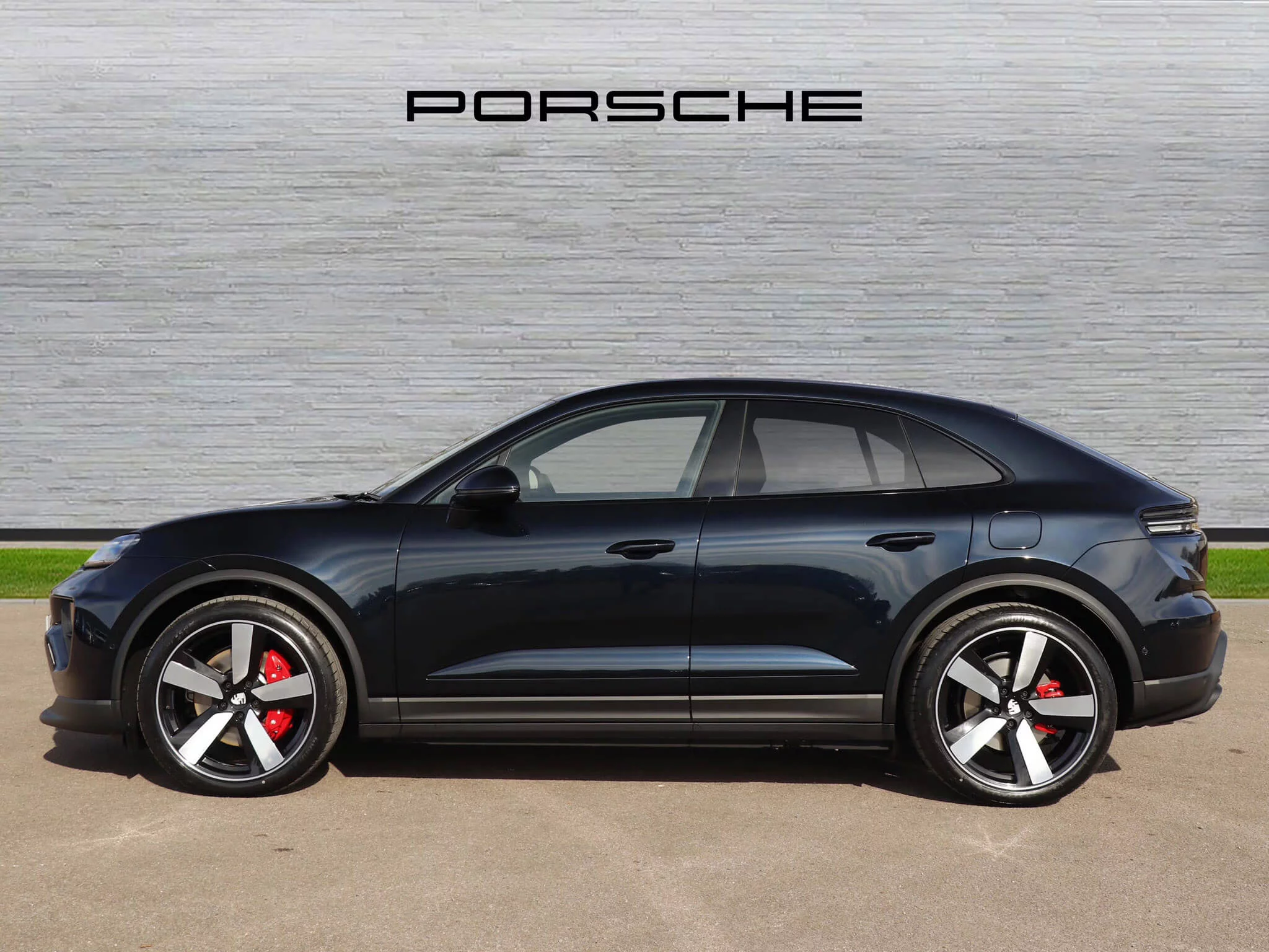 Moonlight Blue Metallic Porsche Macan Electric