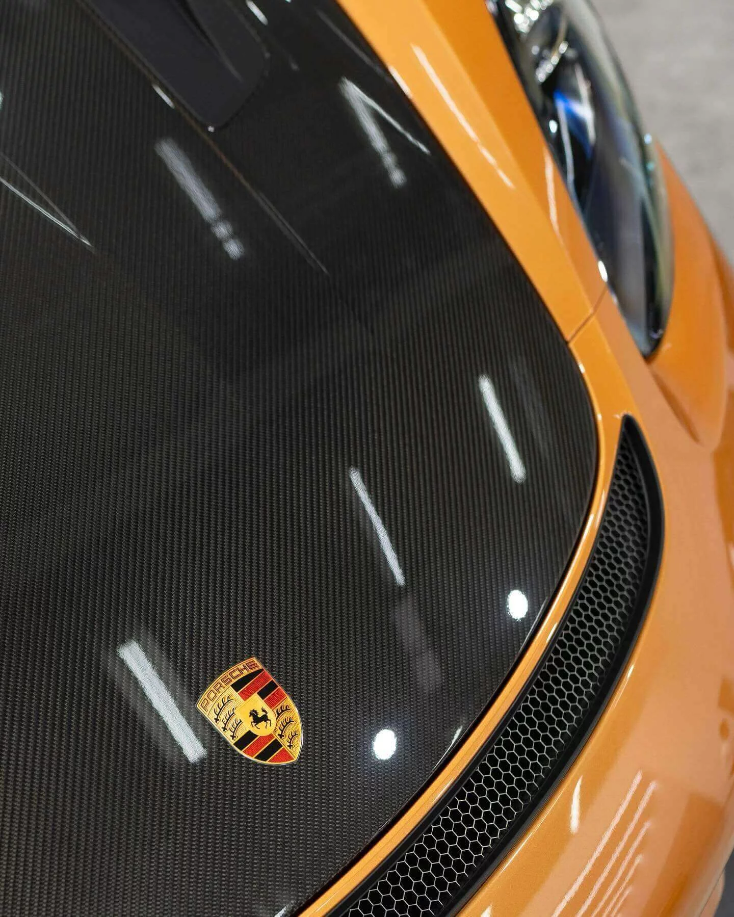 Nordic Gold Metallic Porsche 718 Cayman GT4 RS