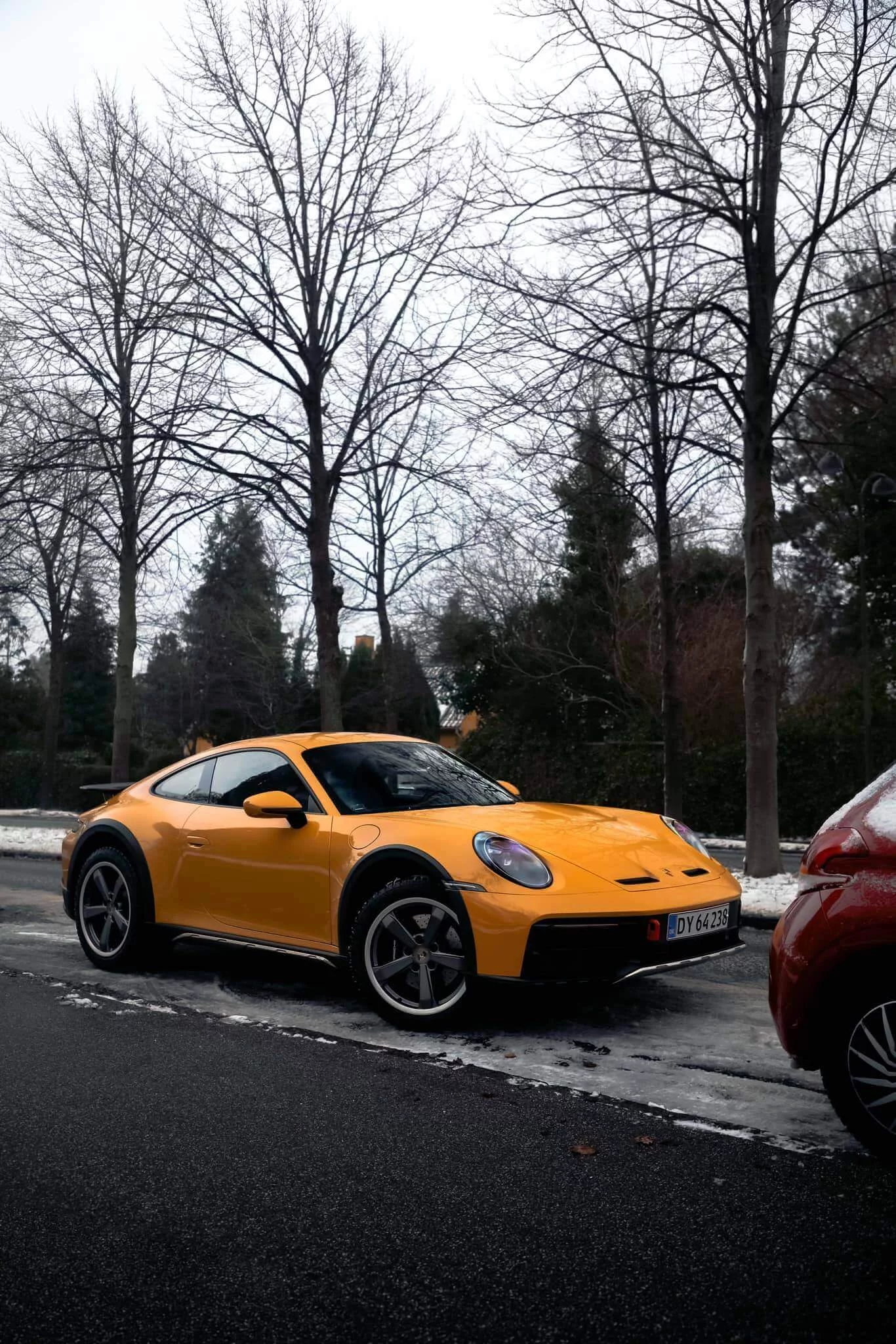 Bahama Yellow Porsche 911 Dakar