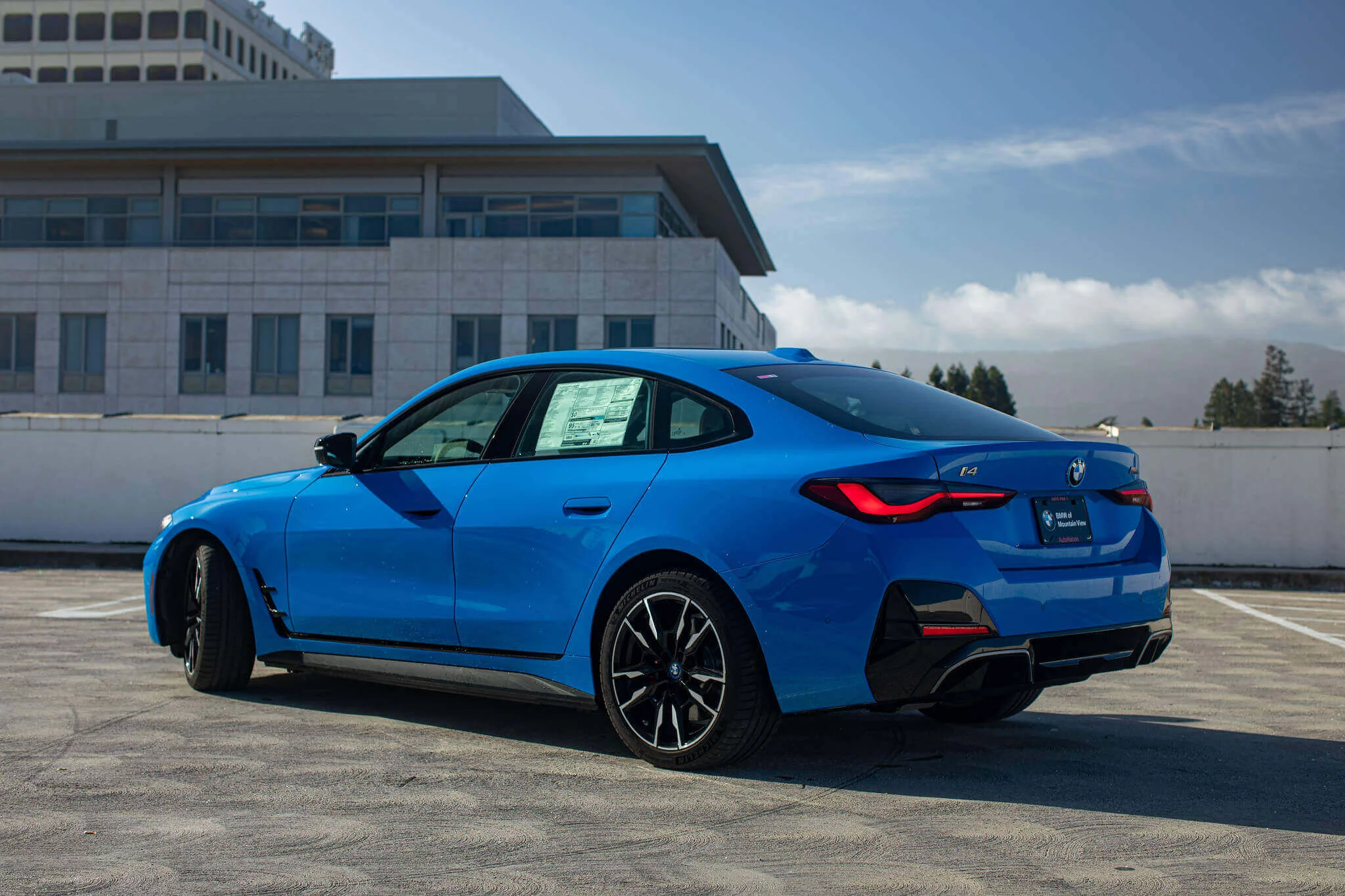 Voodoo Blue BMW i4