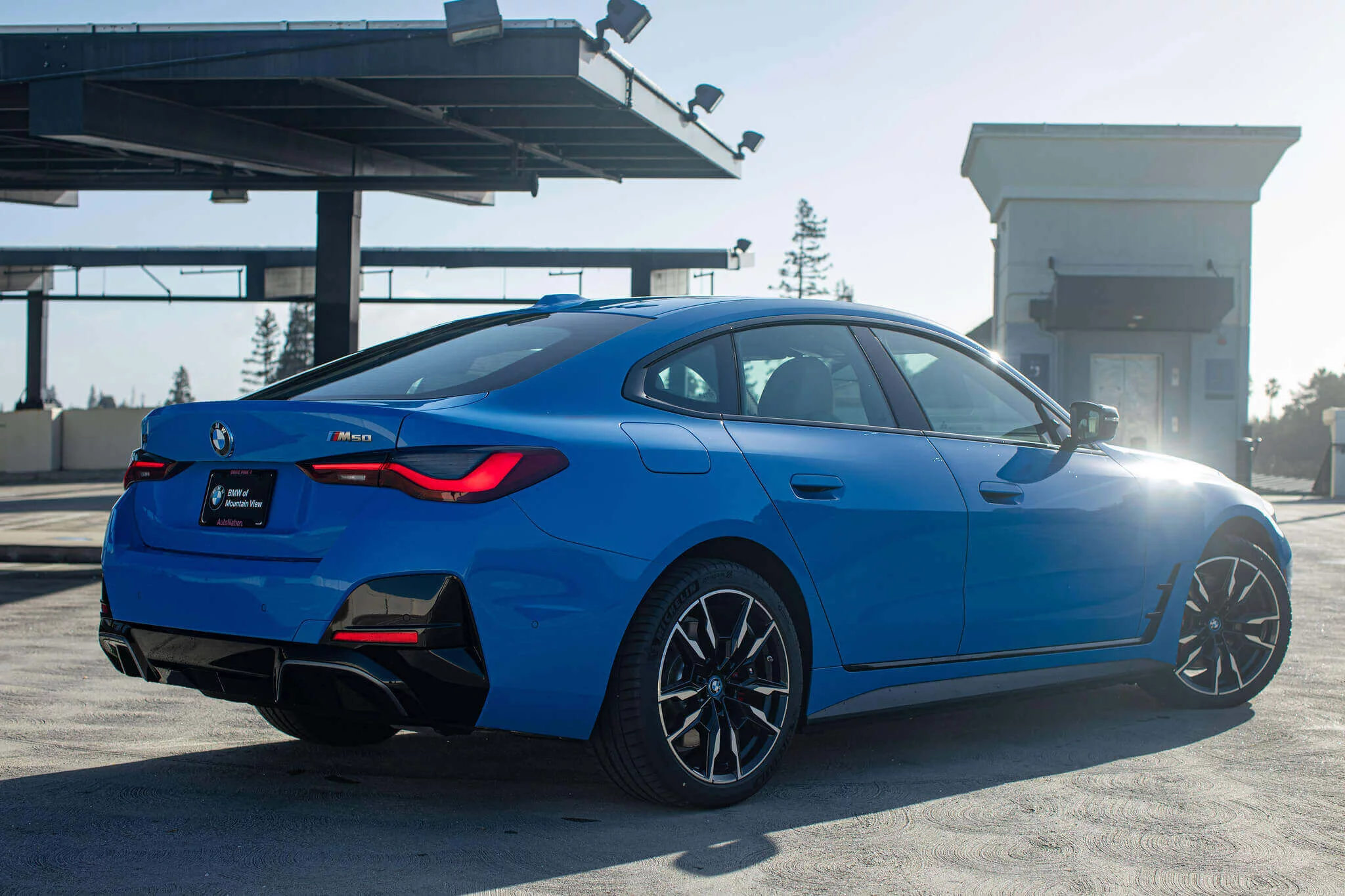 Voodoo Blue BMW i4