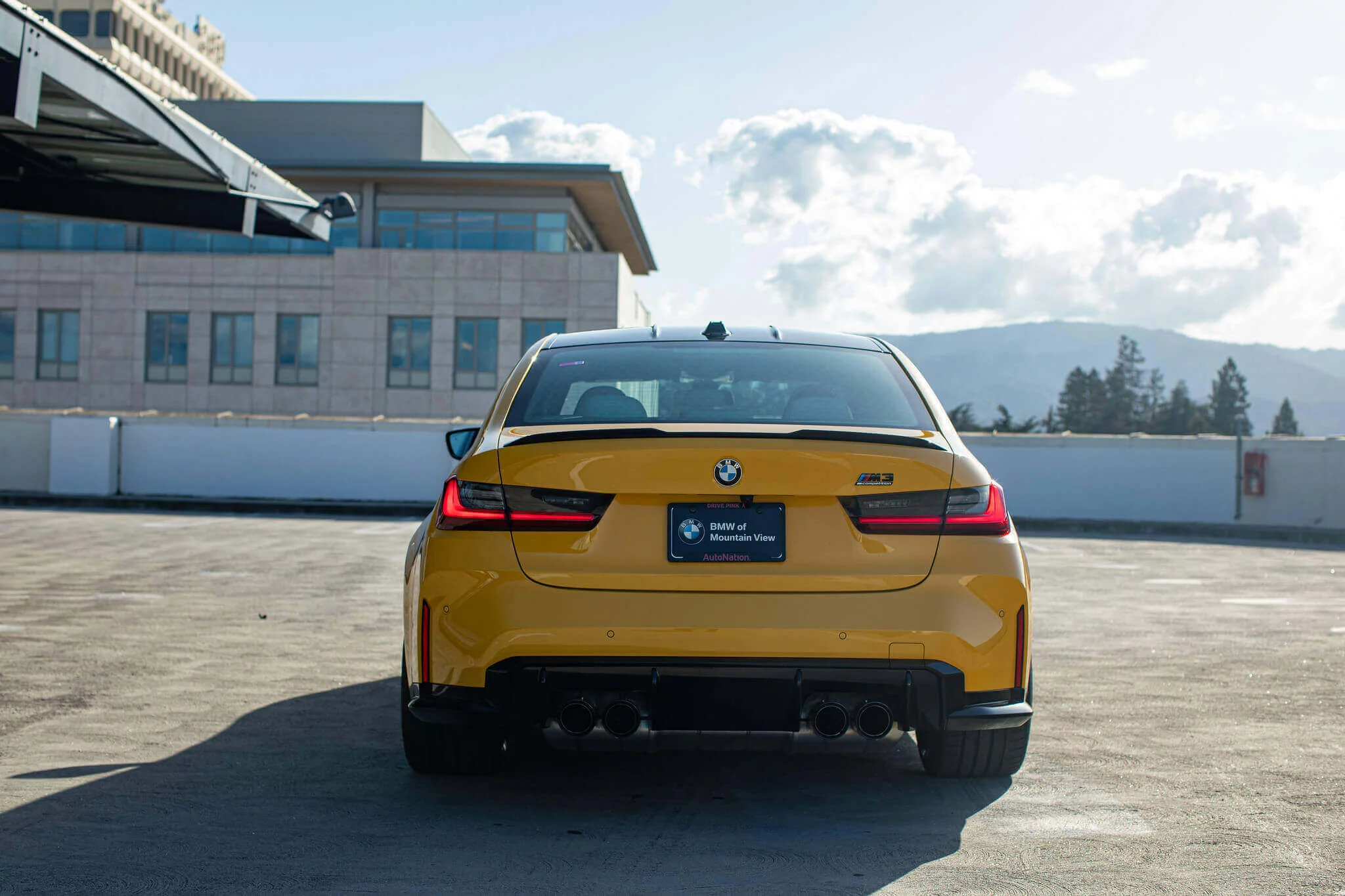Speed Yellow BMW M3