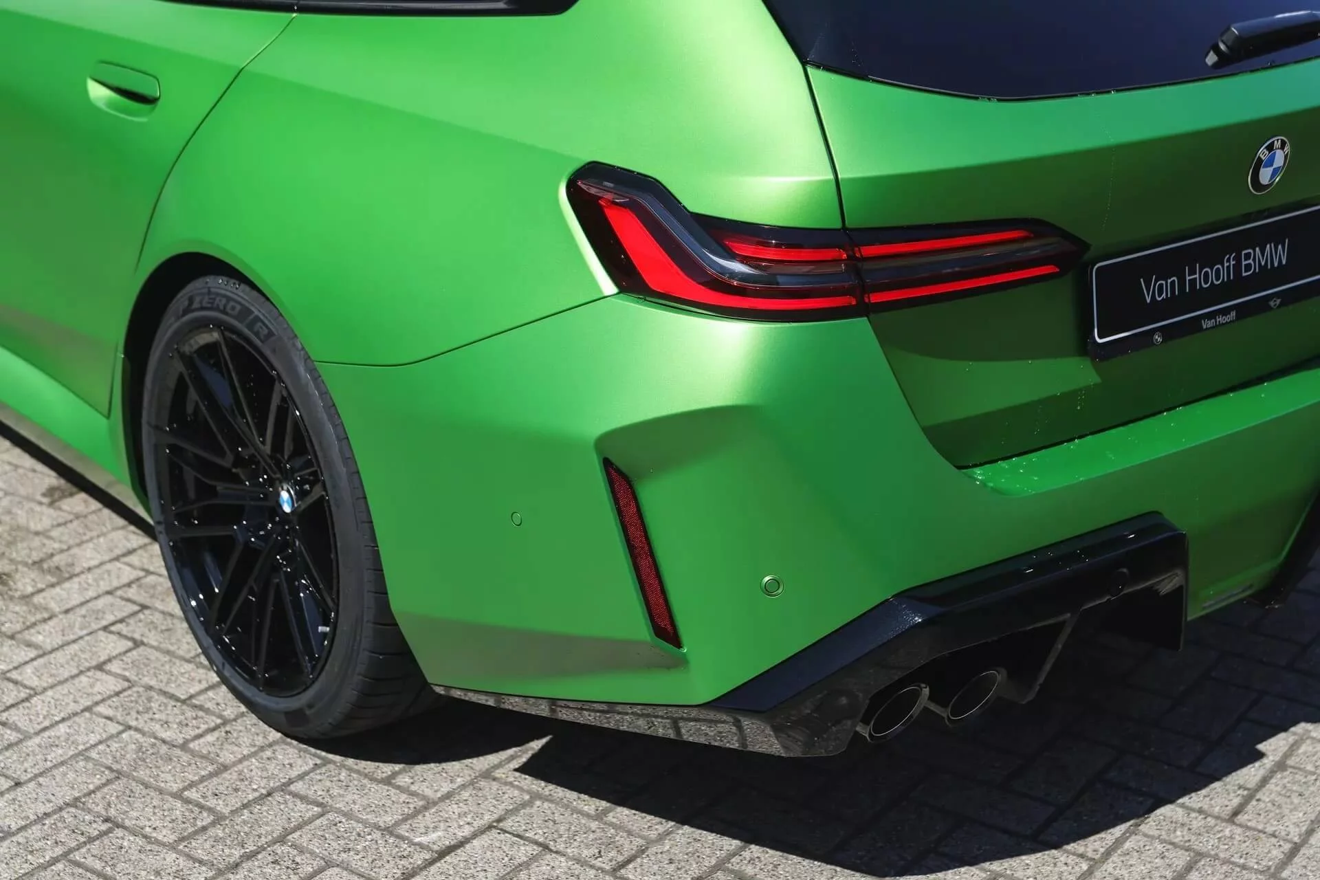 Frozen Tampa Bay Green BMW M5